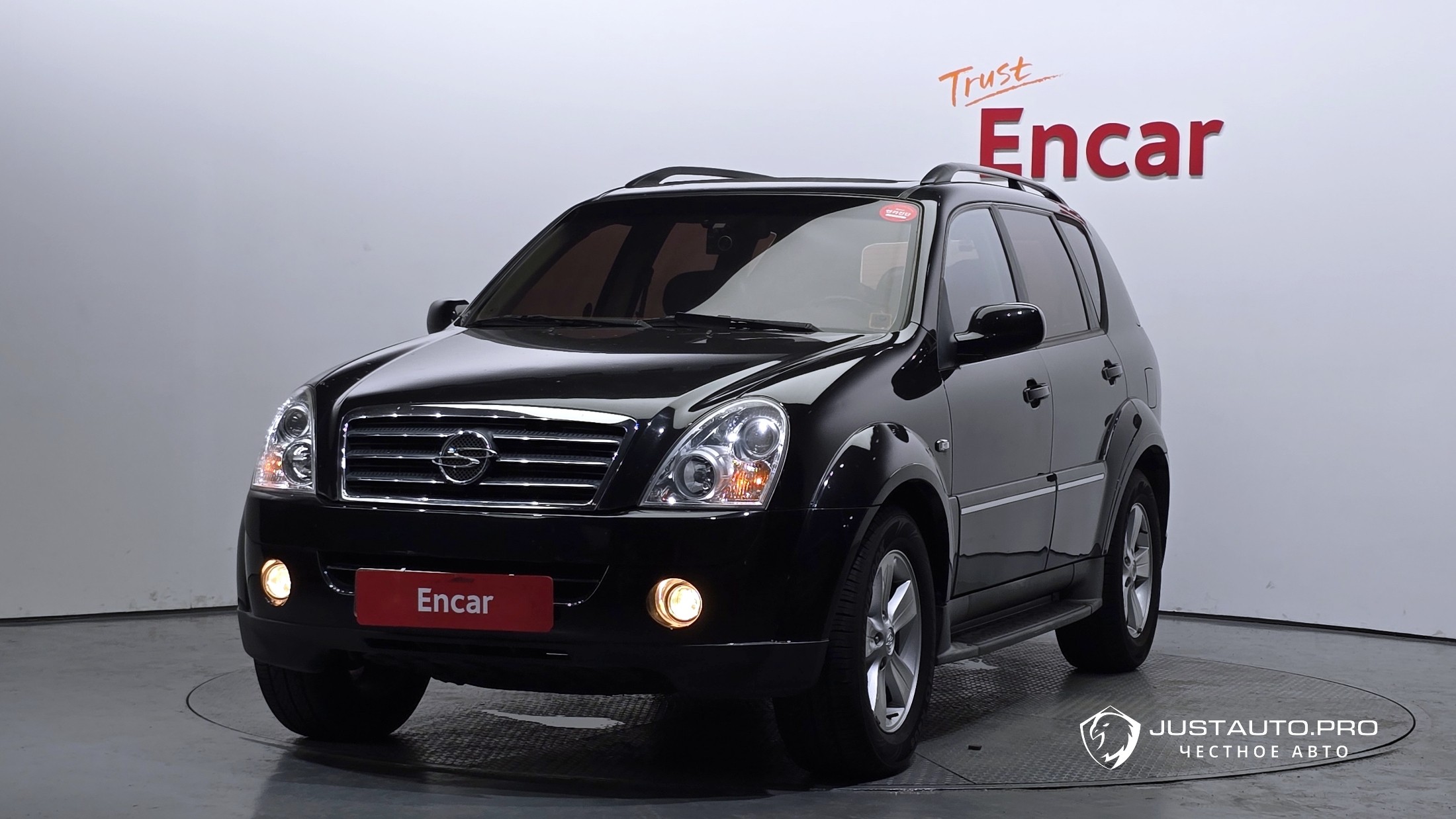 Автомобиль KG_Mobility_Ssangyong Rexton