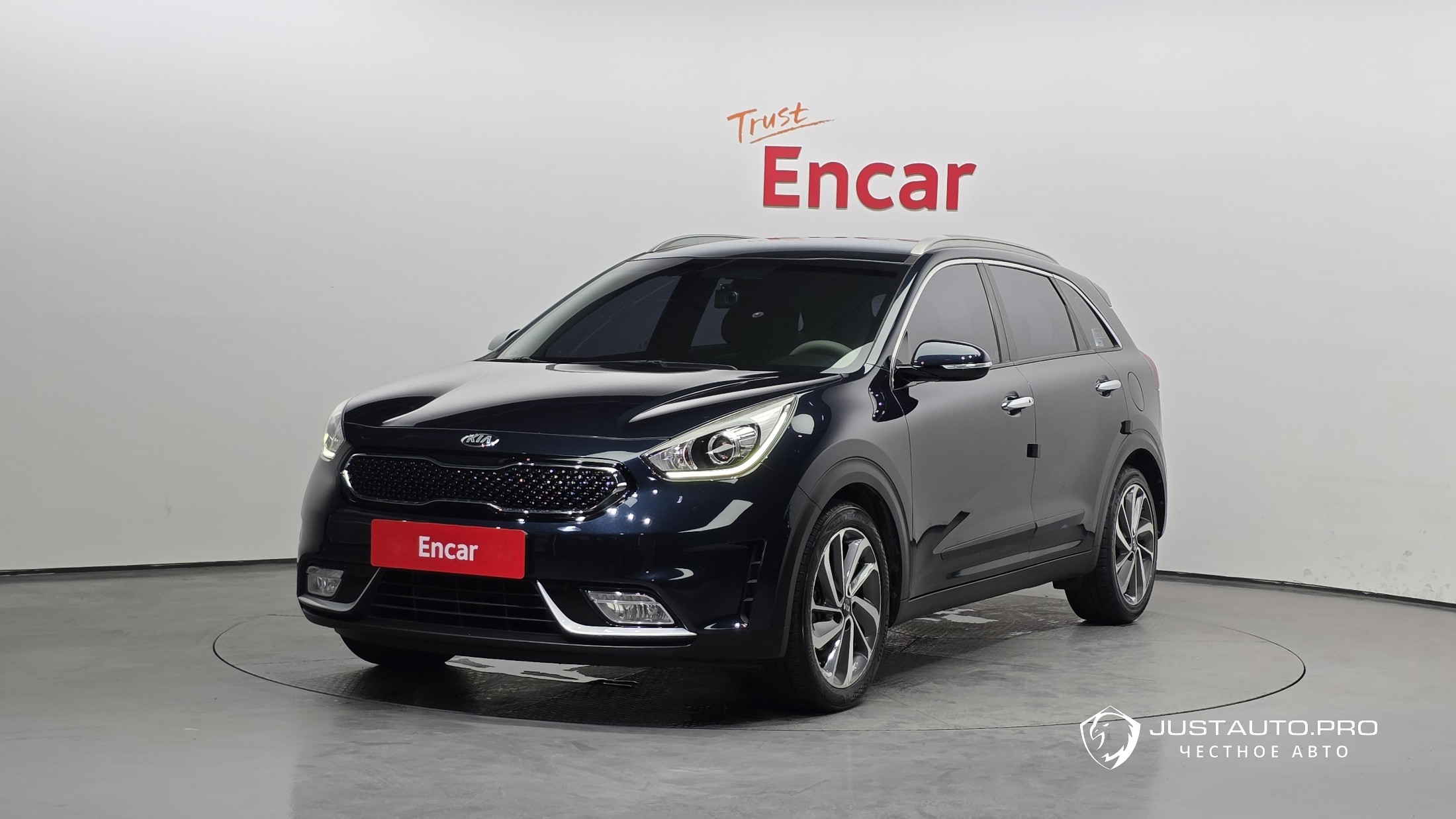 Автомобиль Kia Niro