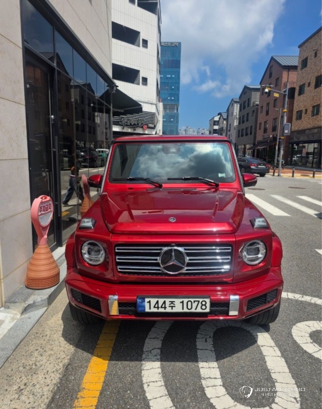 Автомобиль Mercedes-Benz G-Class