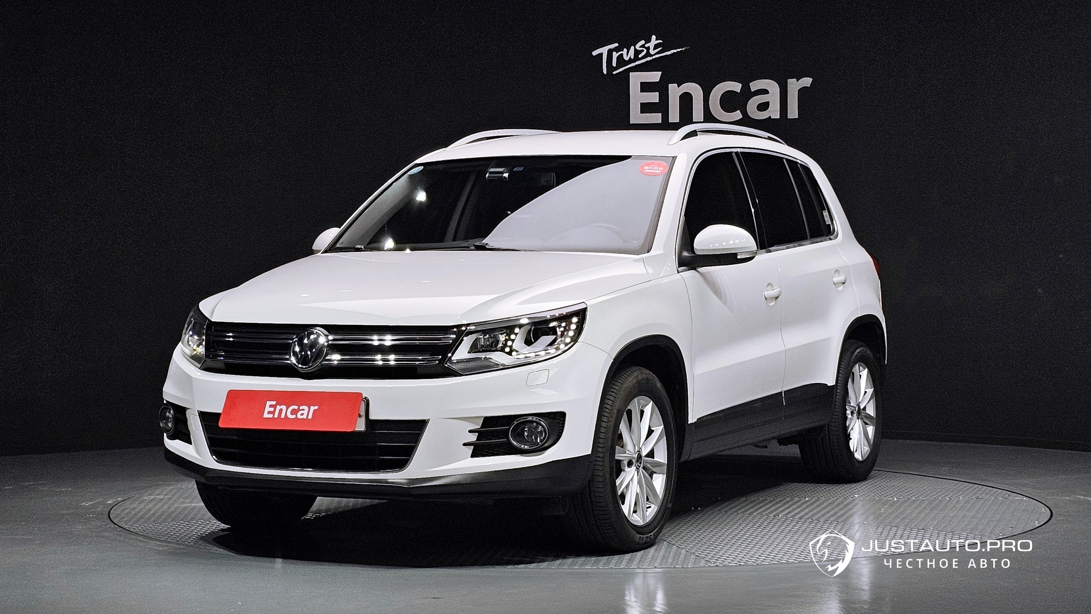 Автомобиль Volkswagen Tiguan
