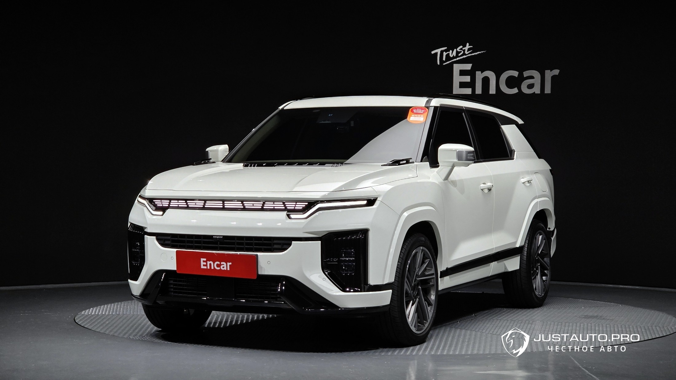 Автомобиль KG_Mobility_Ssangyong Actyon