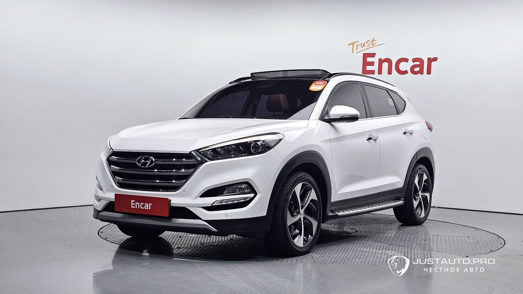 Автомобиль Hyundai Tucson
