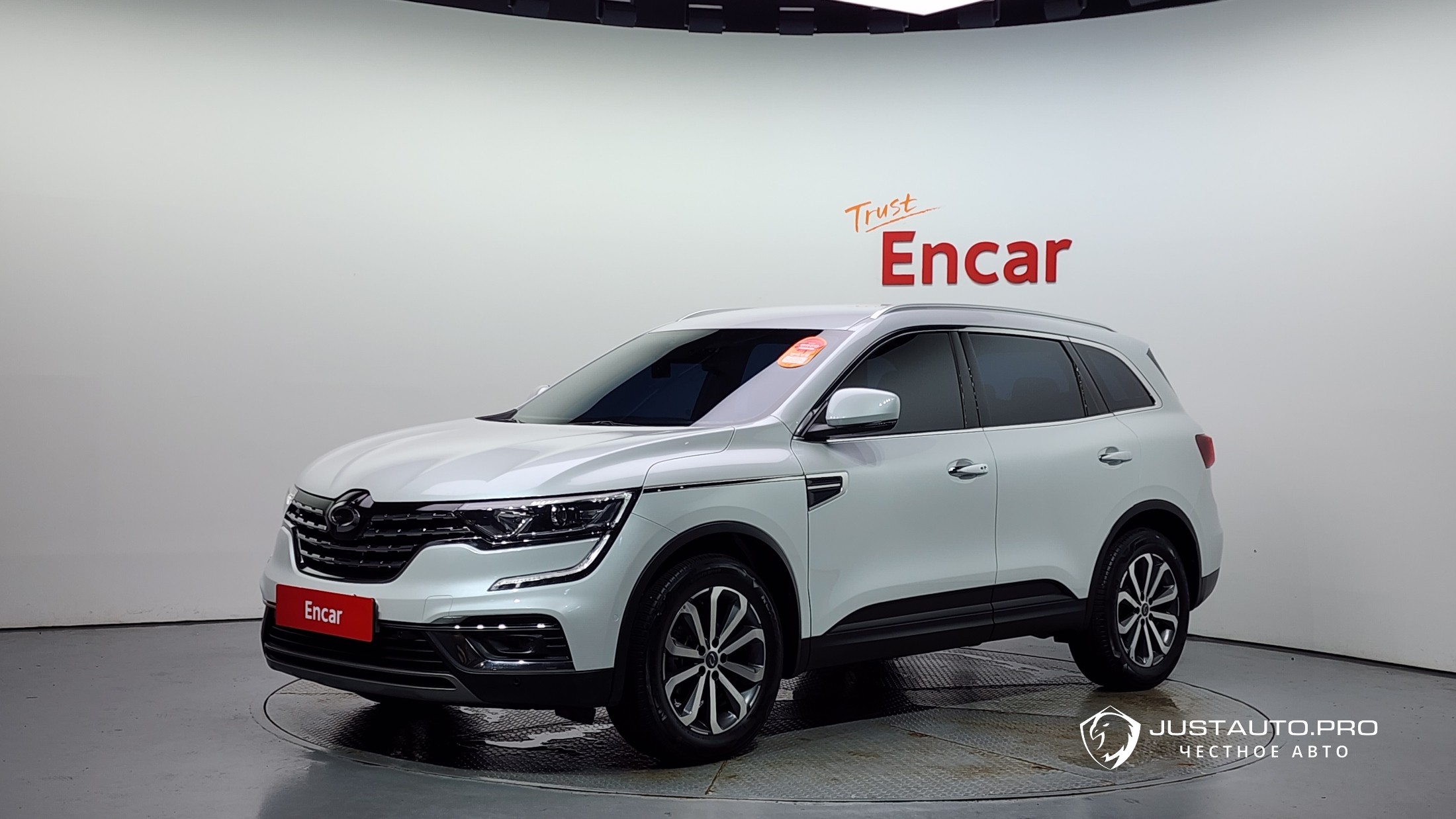Автомобиль Renault-KoreaSamsung QM6