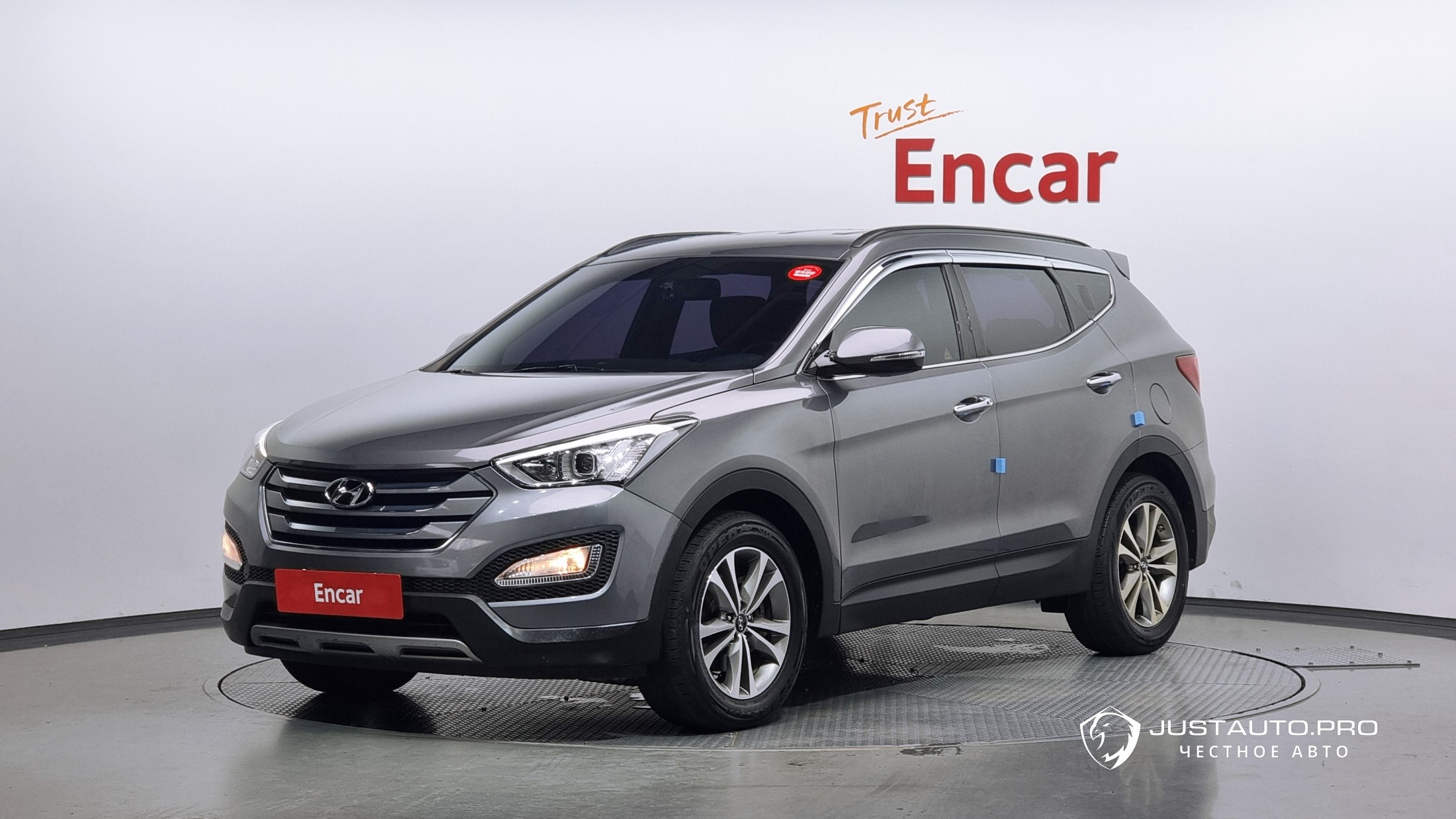 Автомобиль Hyundai Santafe