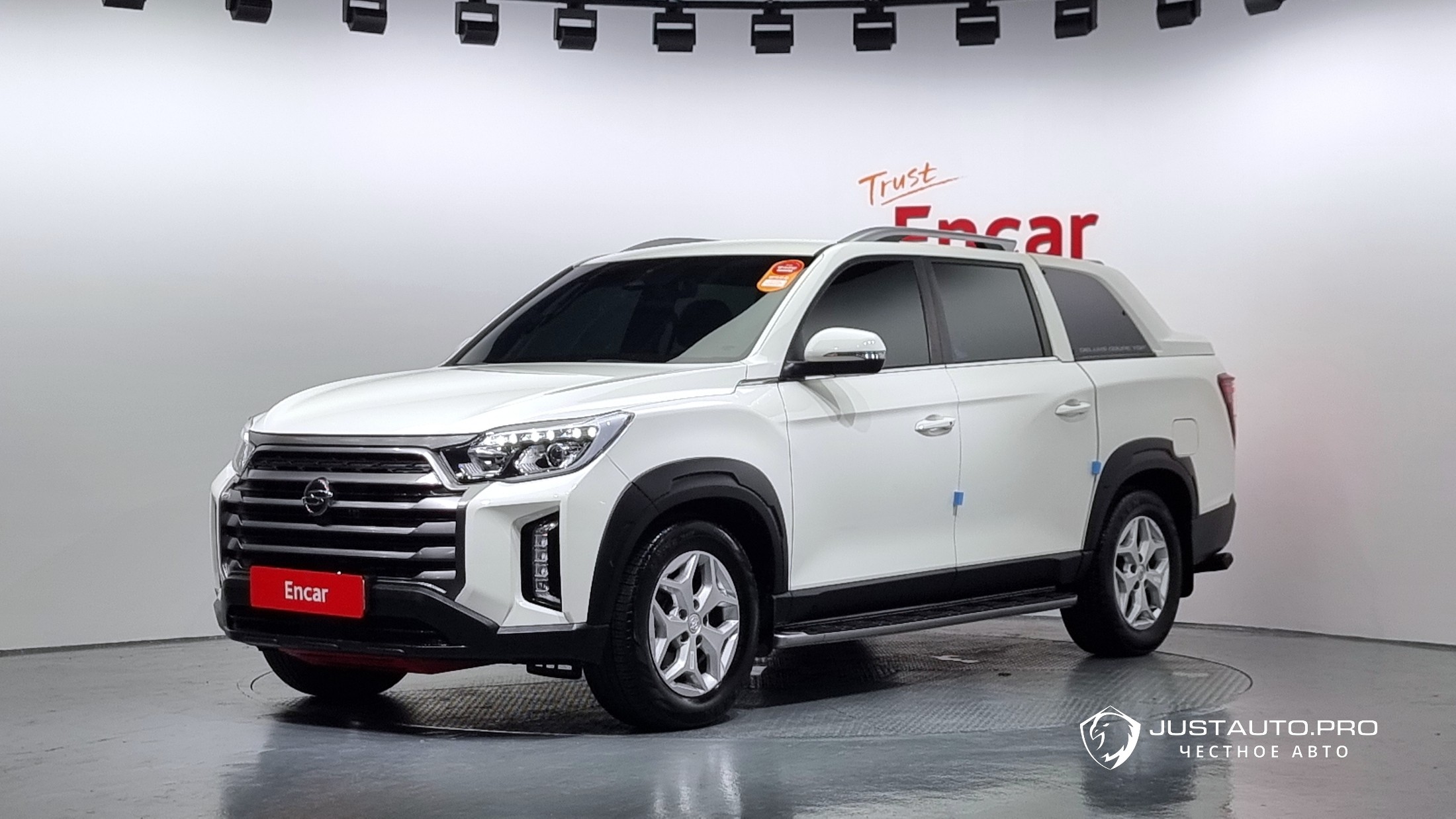 Автомобиль KG_Mobility_Ssangyong Rexton