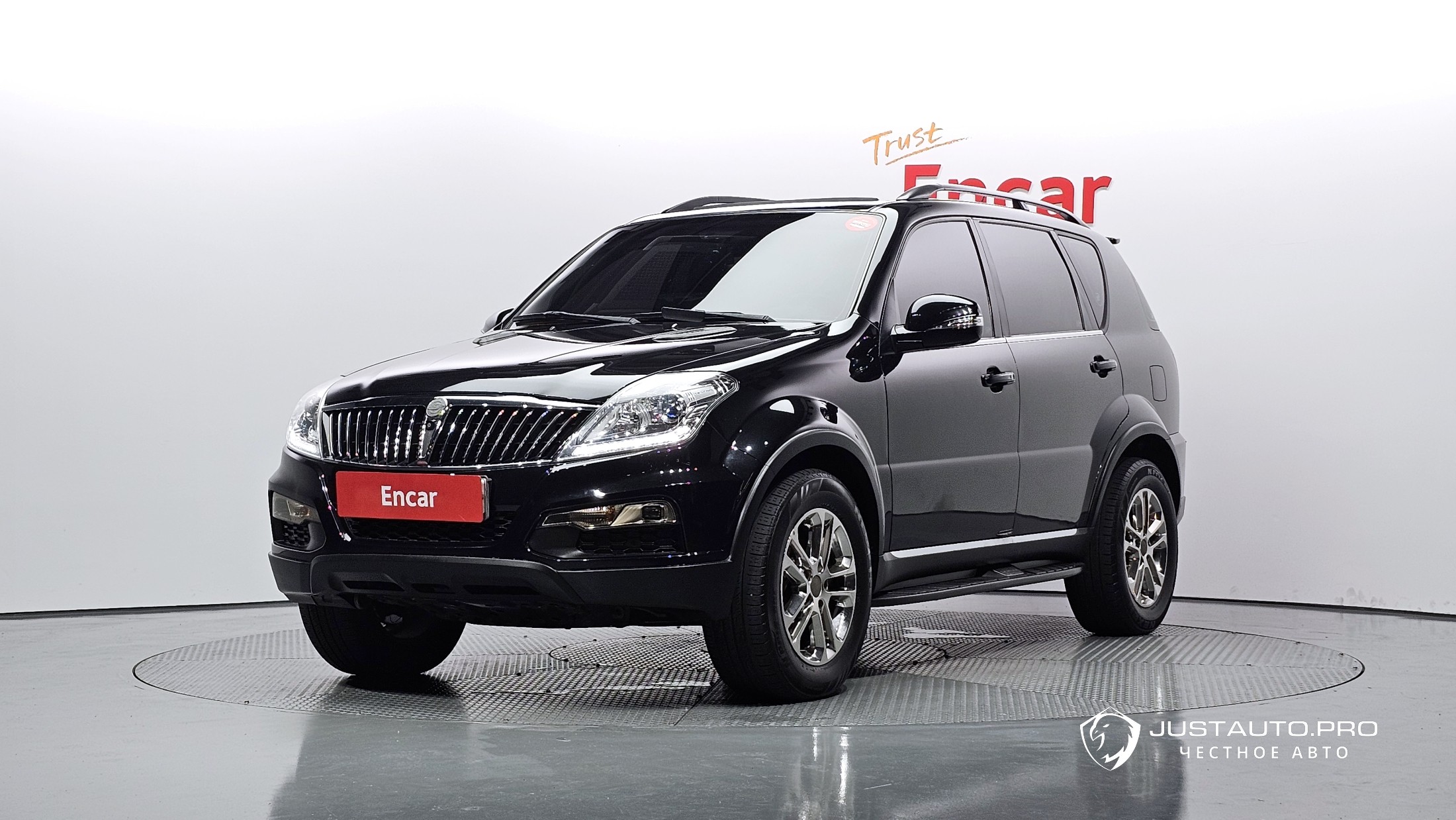 Автомобиль KG_Mobility_Ssangyong Rexton