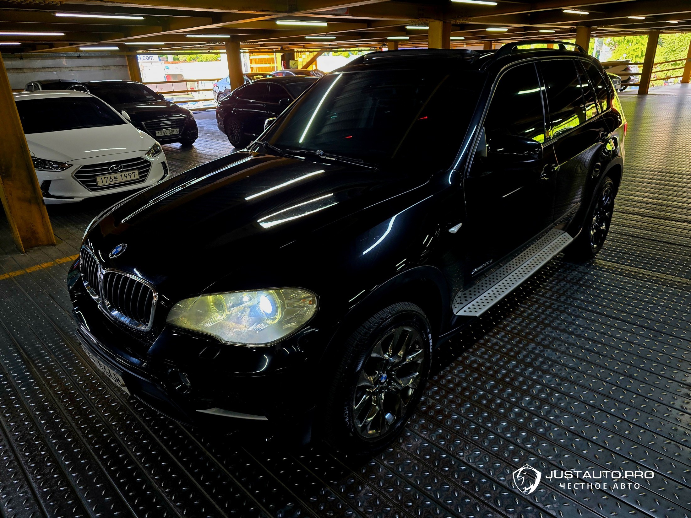 Автомобиль BMW X5