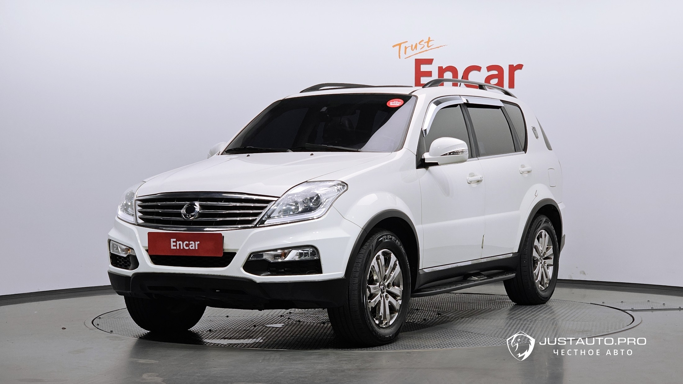 Автомобиль KG_Mobility_Ssangyong Rexton