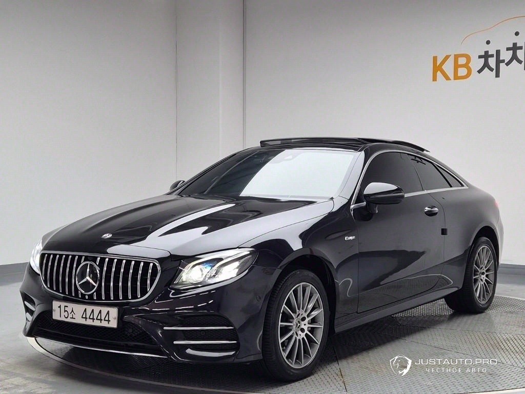 Автомобиль Mercedes-Benz E-Class