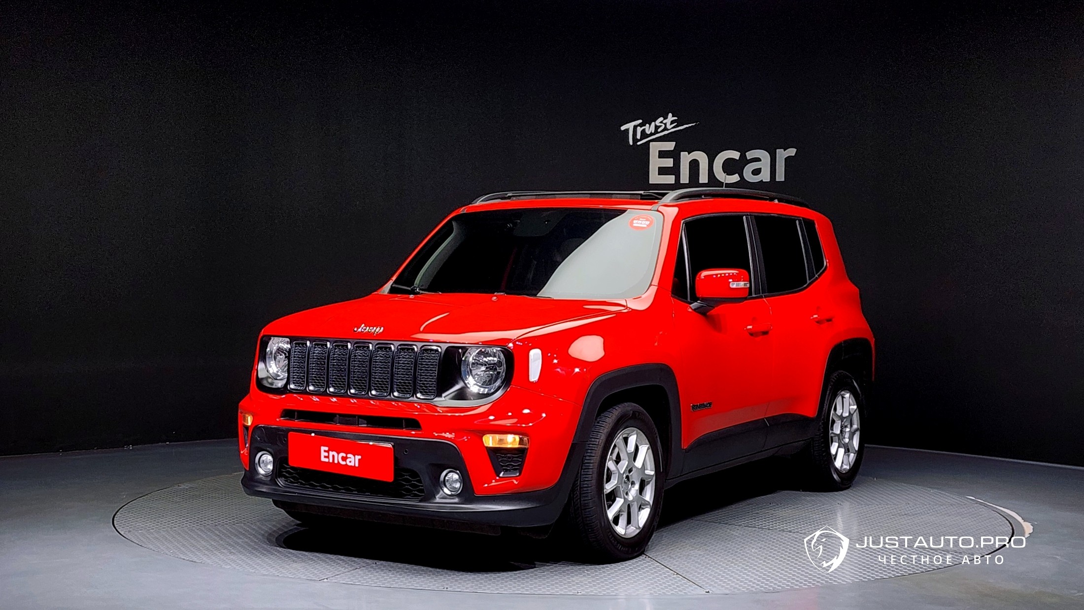 Автомобиль Jeep Renegade