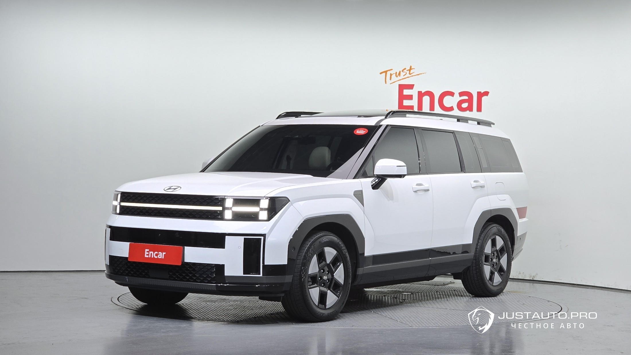 Автомобиль Hyundai Santafe