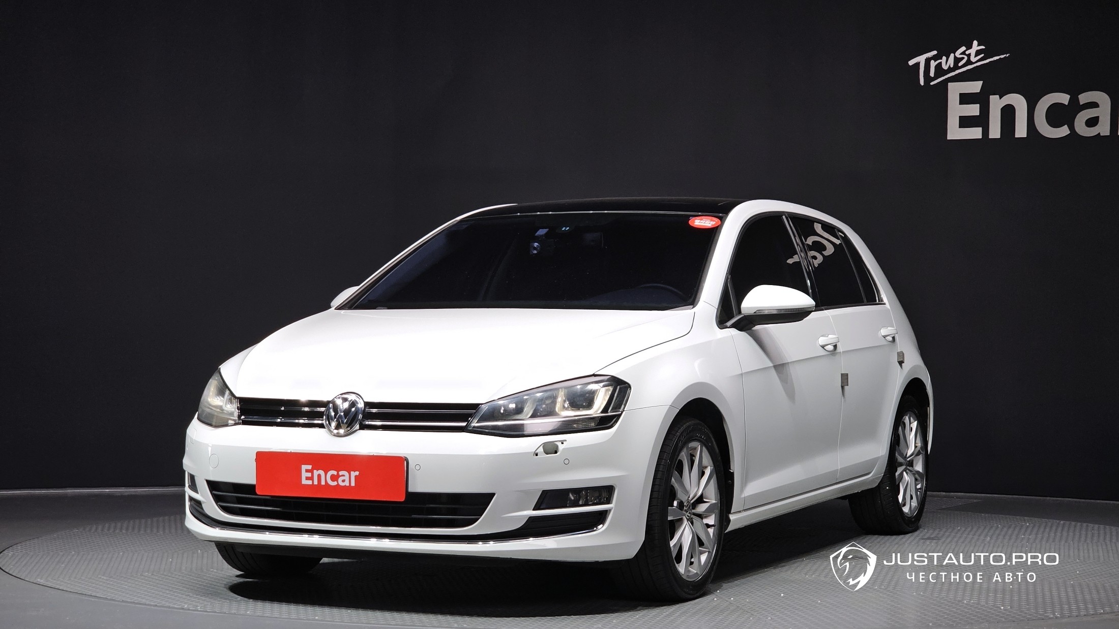 Автомобиль Volkswagen Golf