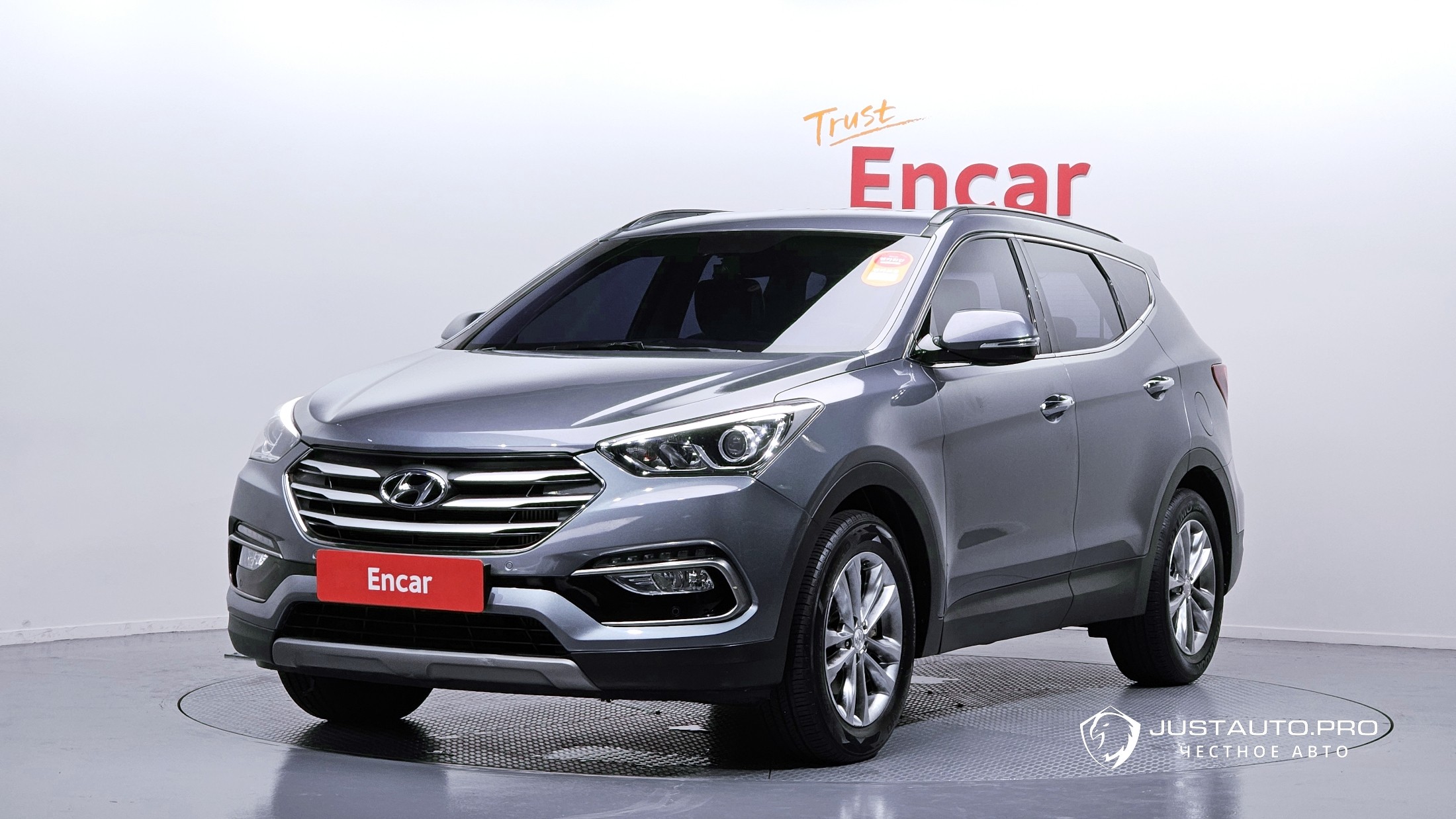 Автомобиль Hyundai Santafe