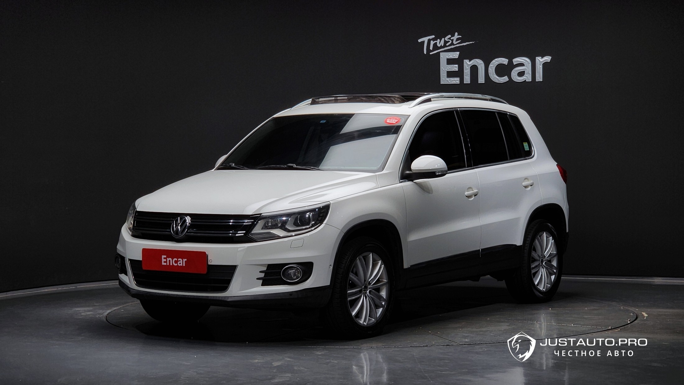 Автомобиль Volkswagen Tiguan