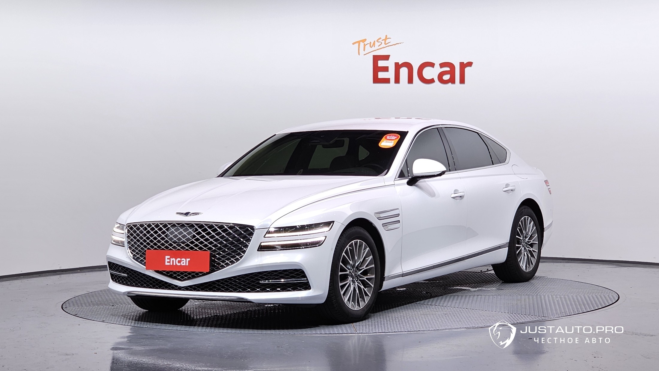 Автомобиль Genesis G80