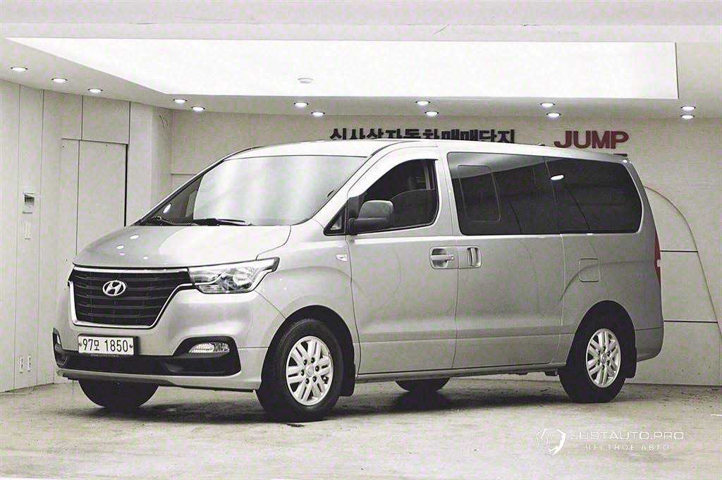 Автомобиль Hyundai Starex