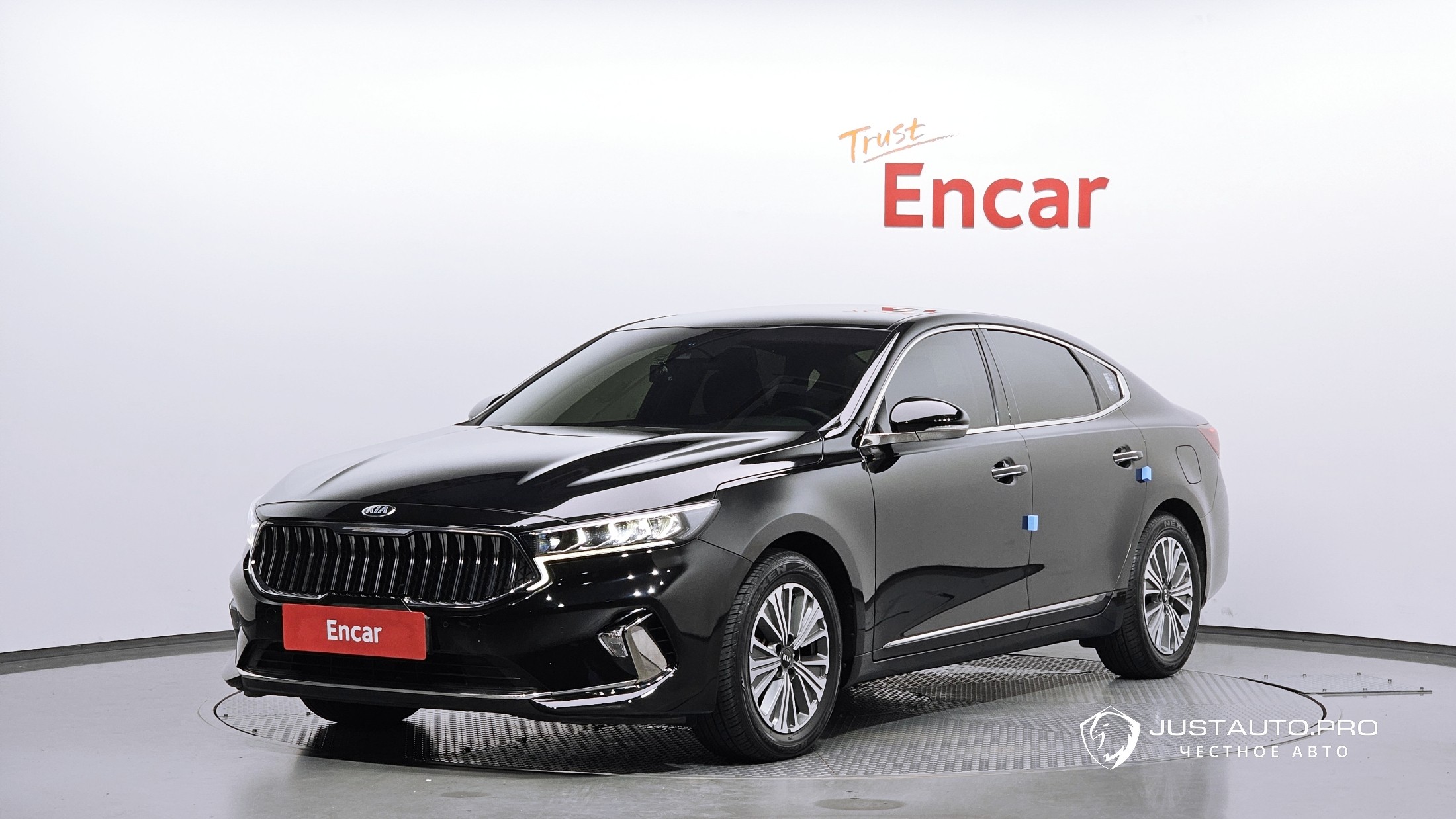 Автомобиль Kia K7