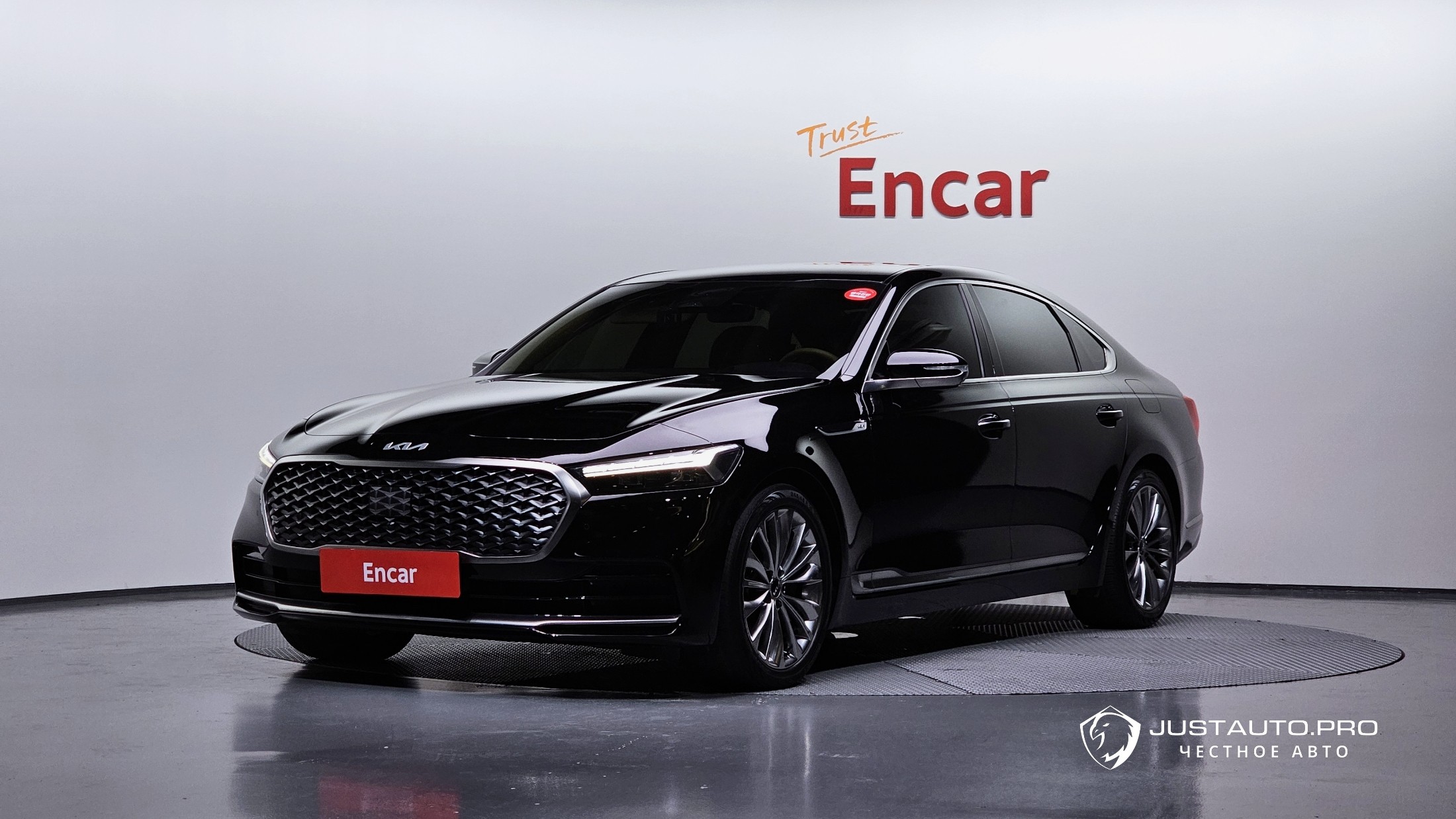 Автомобиль Kia K9