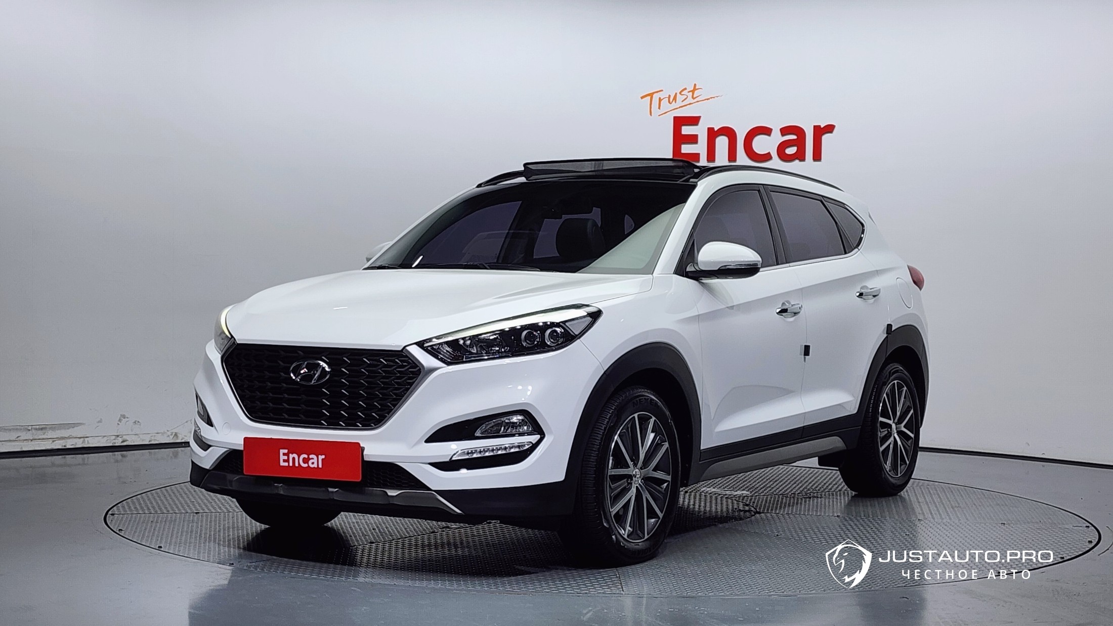 Автомобиль Hyundai Tucson