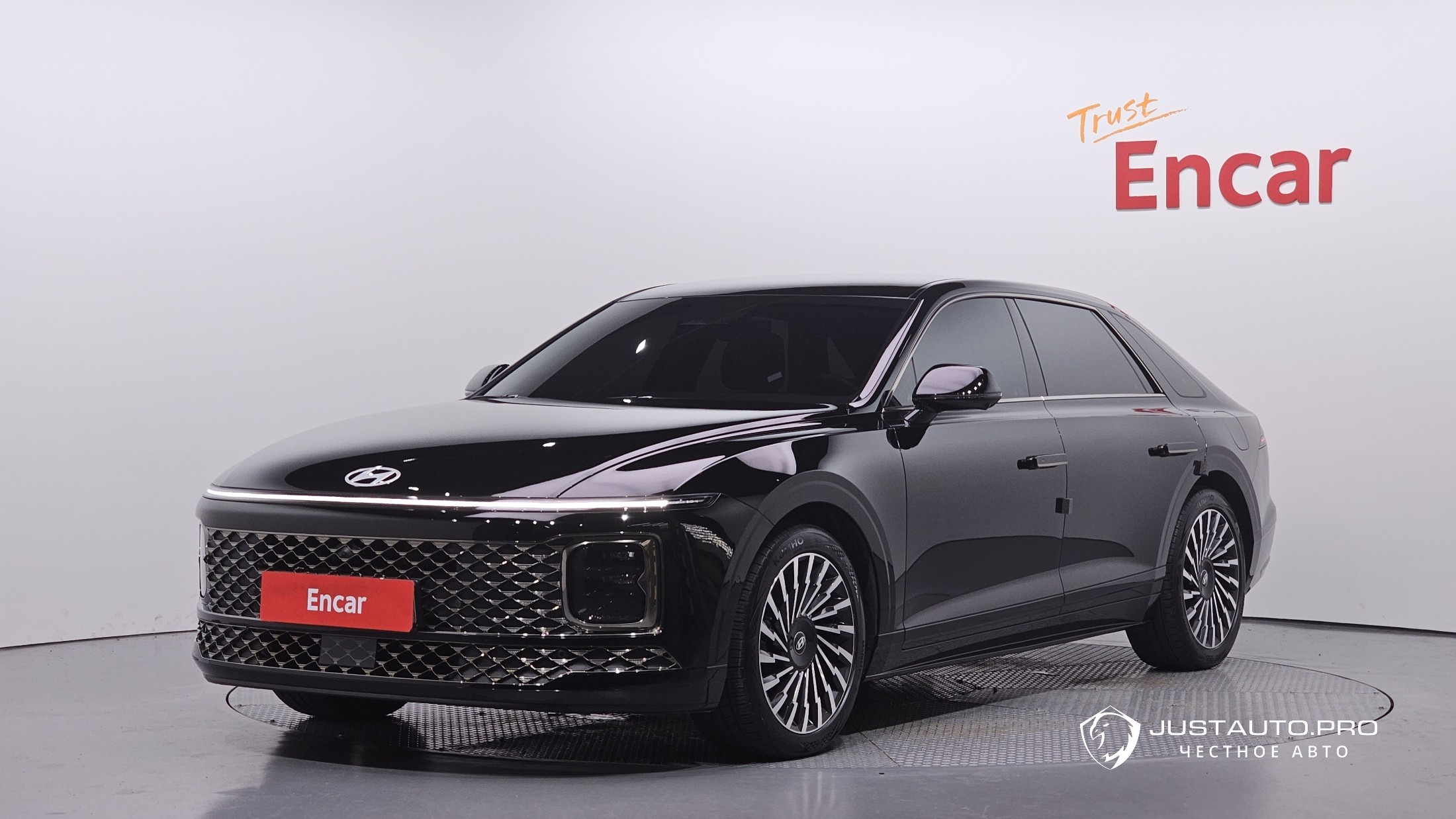 Автомобиль Hyundai Grandeur