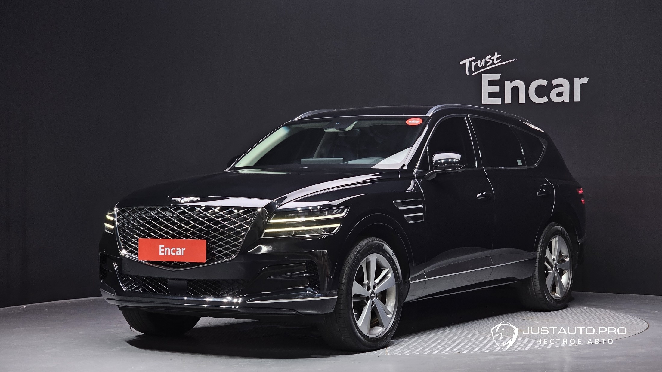Автомобиль Genesis GV80