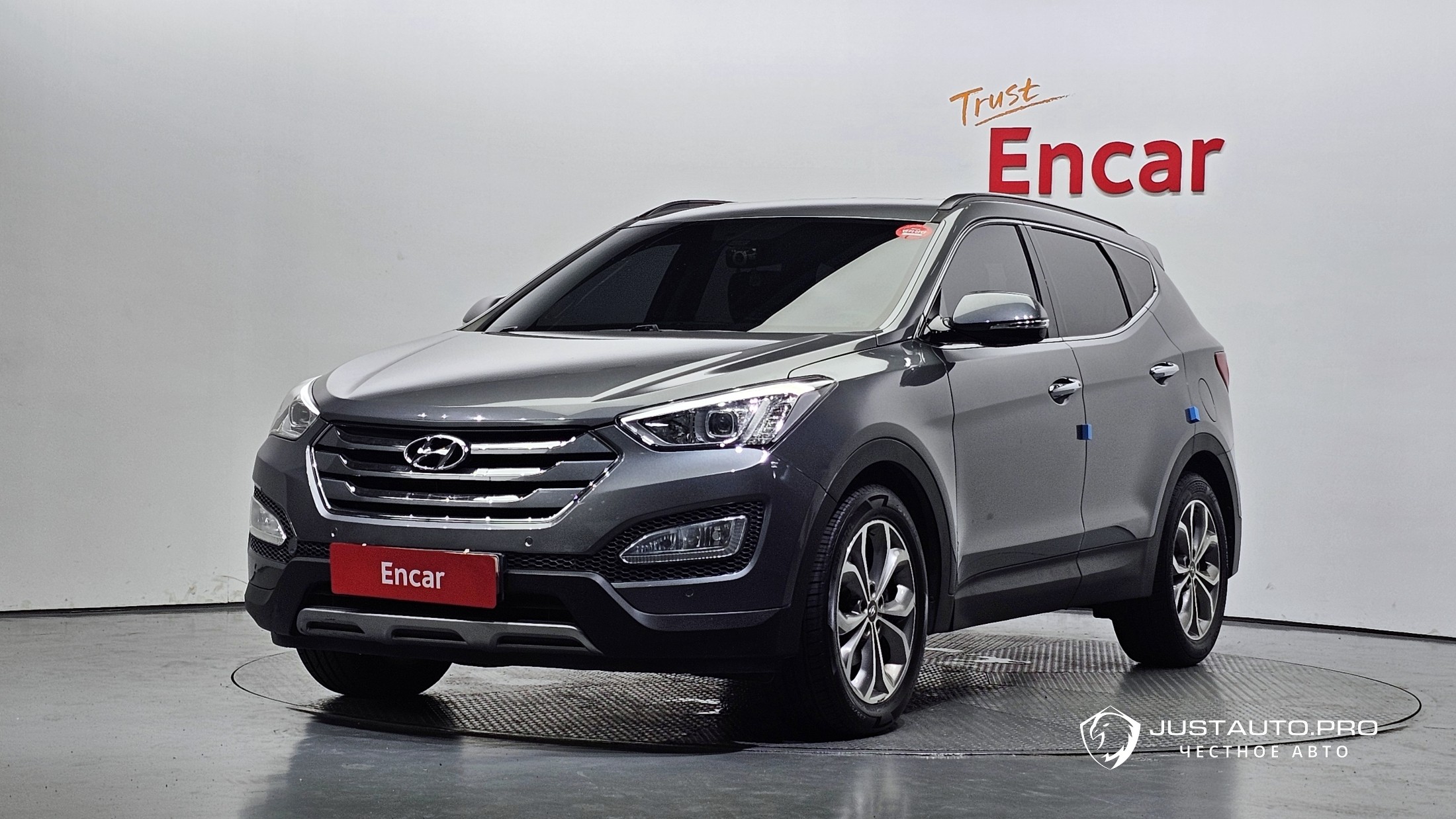 Автомобиль Hyundai Santafe