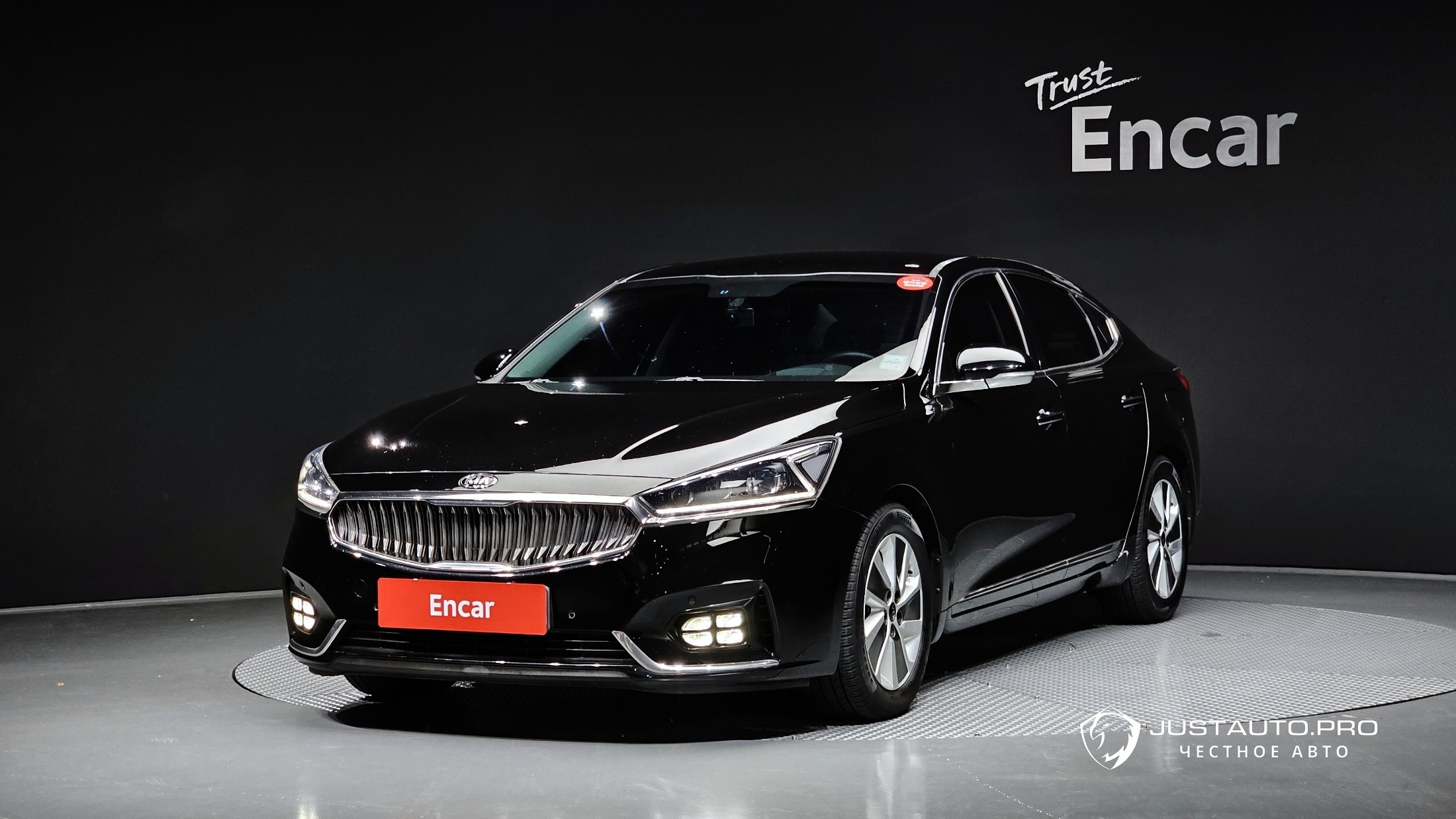 Автомобиль Kia K7