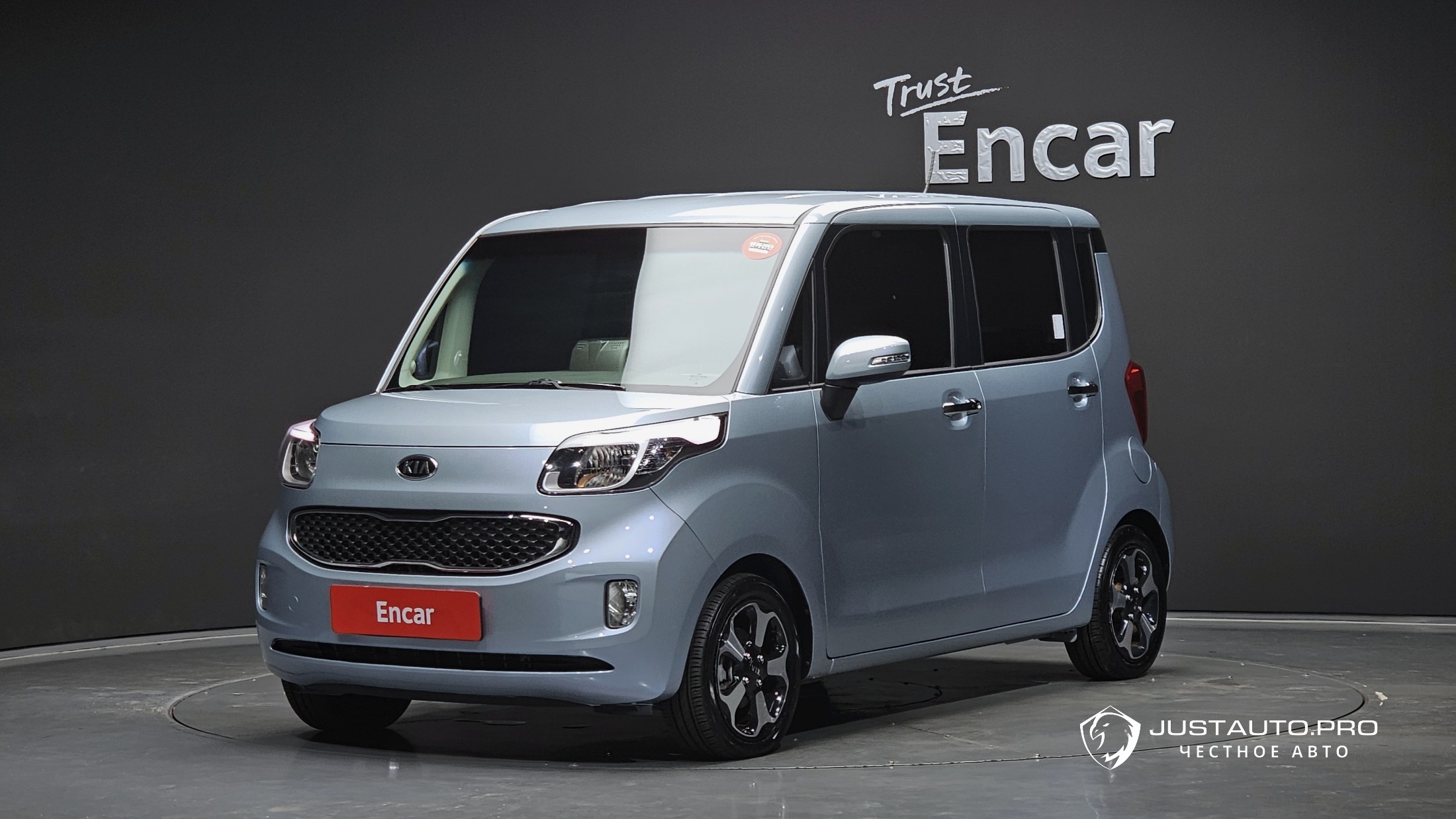 Автомобиль Kia RAY