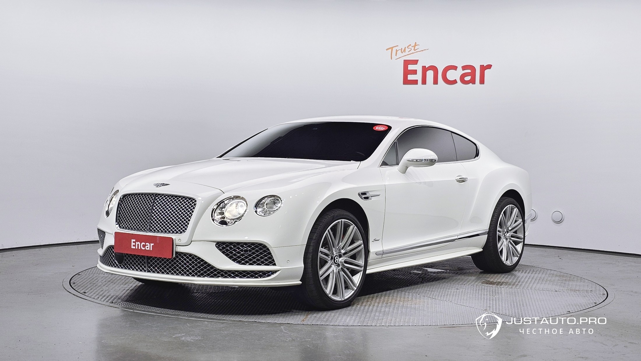 Автомобиль Bentley Continental