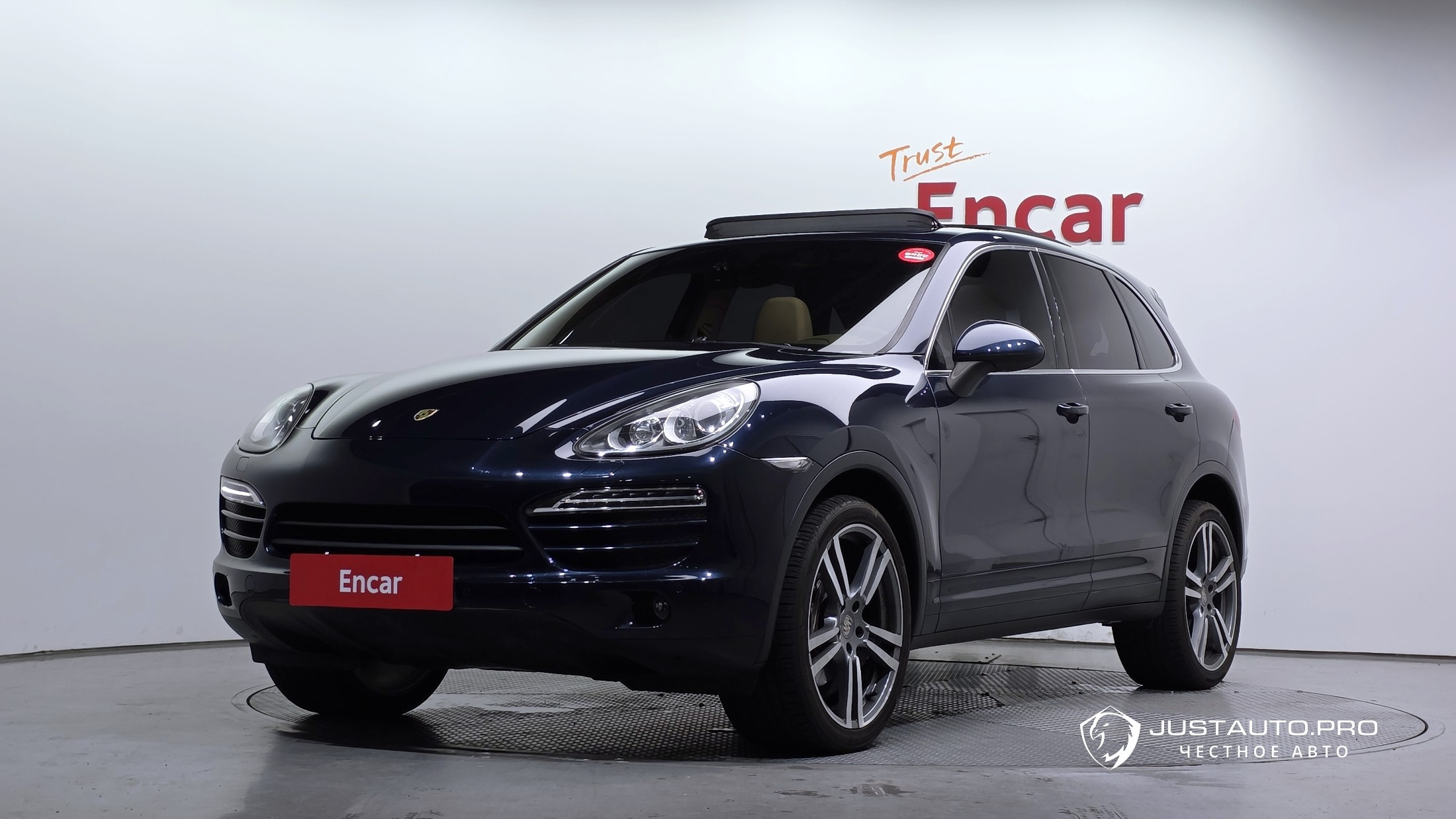 Автомобиль Porsche Cayenne