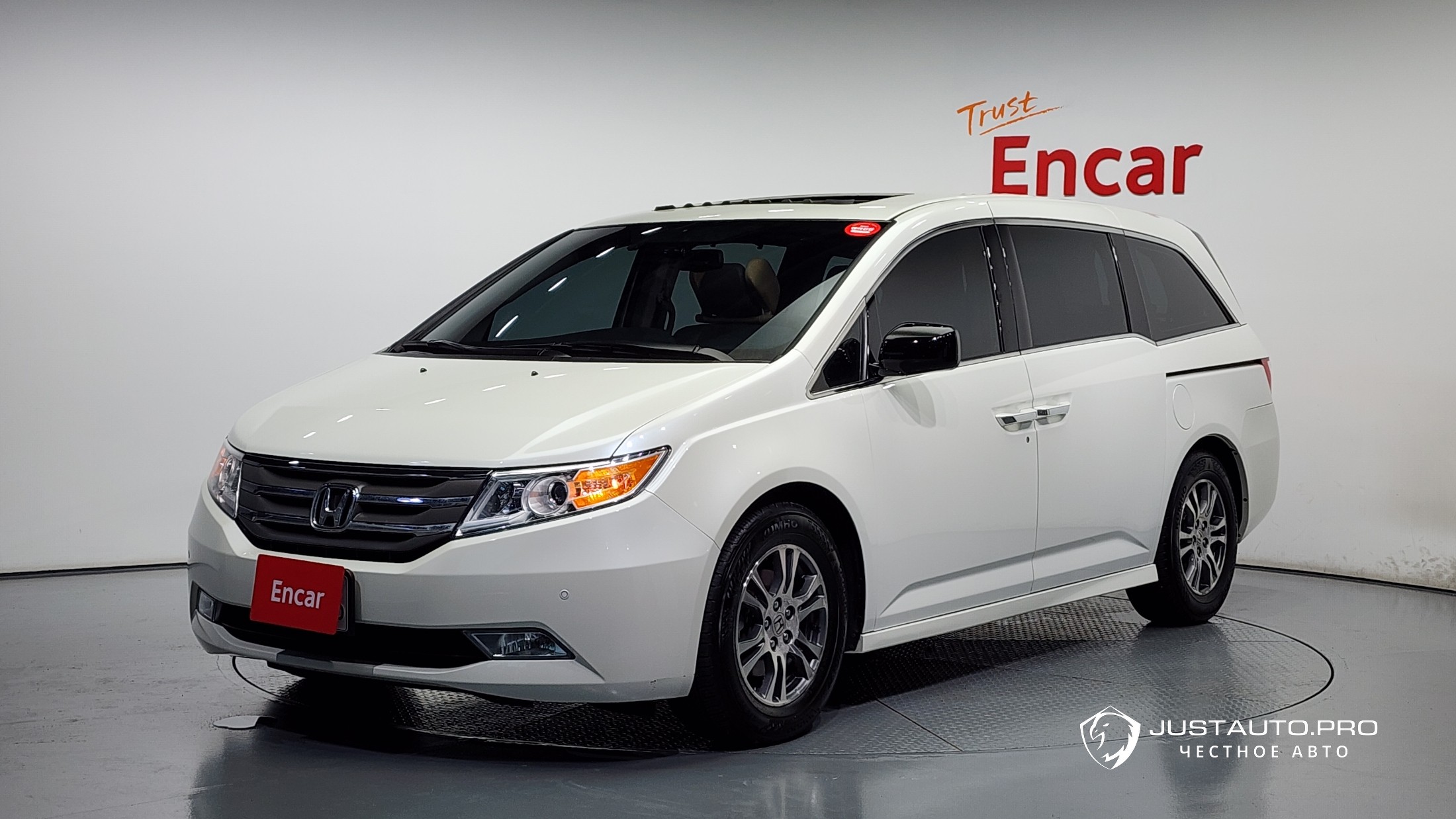 Автомобиль Honda Odyssey