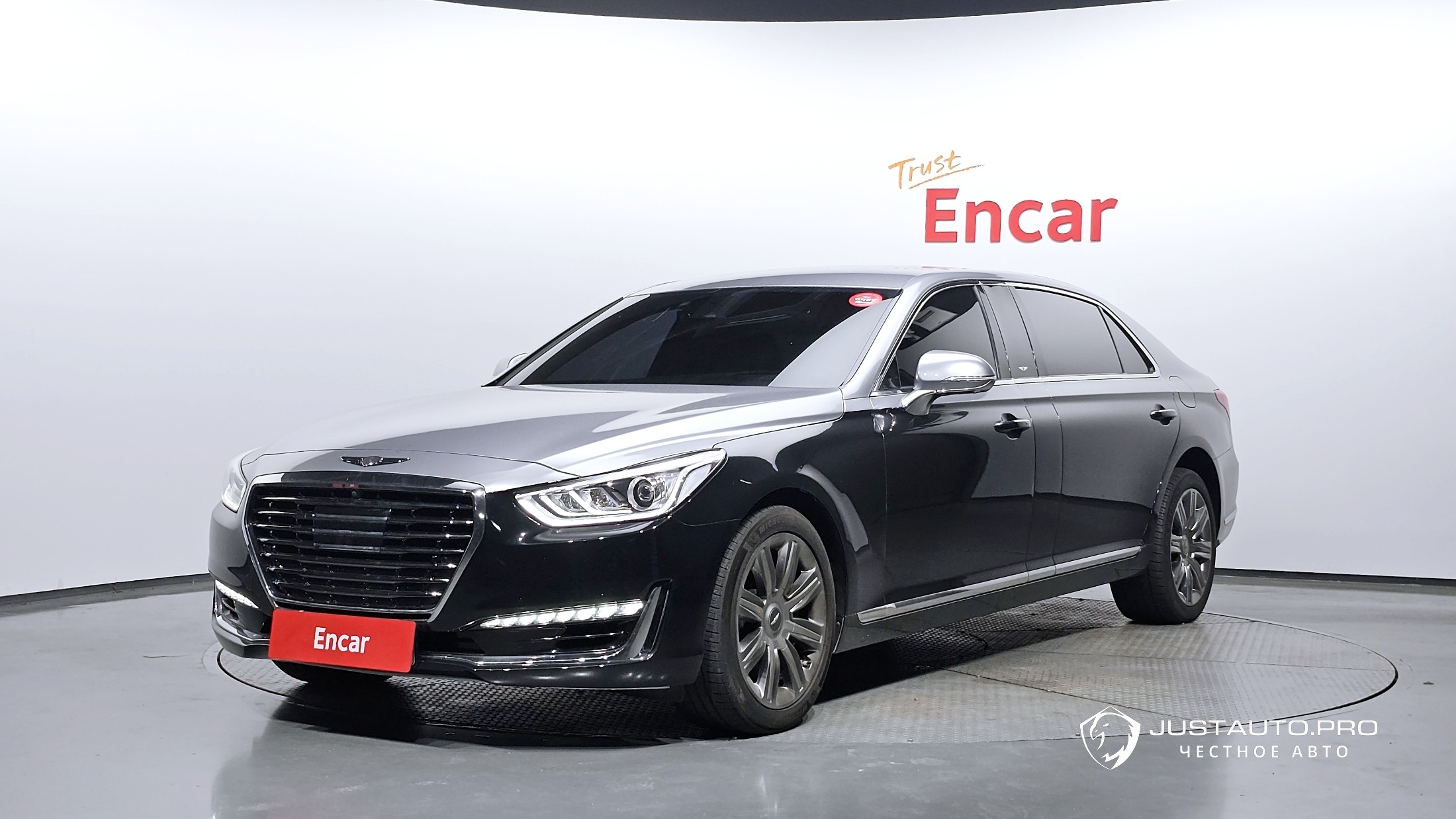 Автомобиль Genesis EQ900