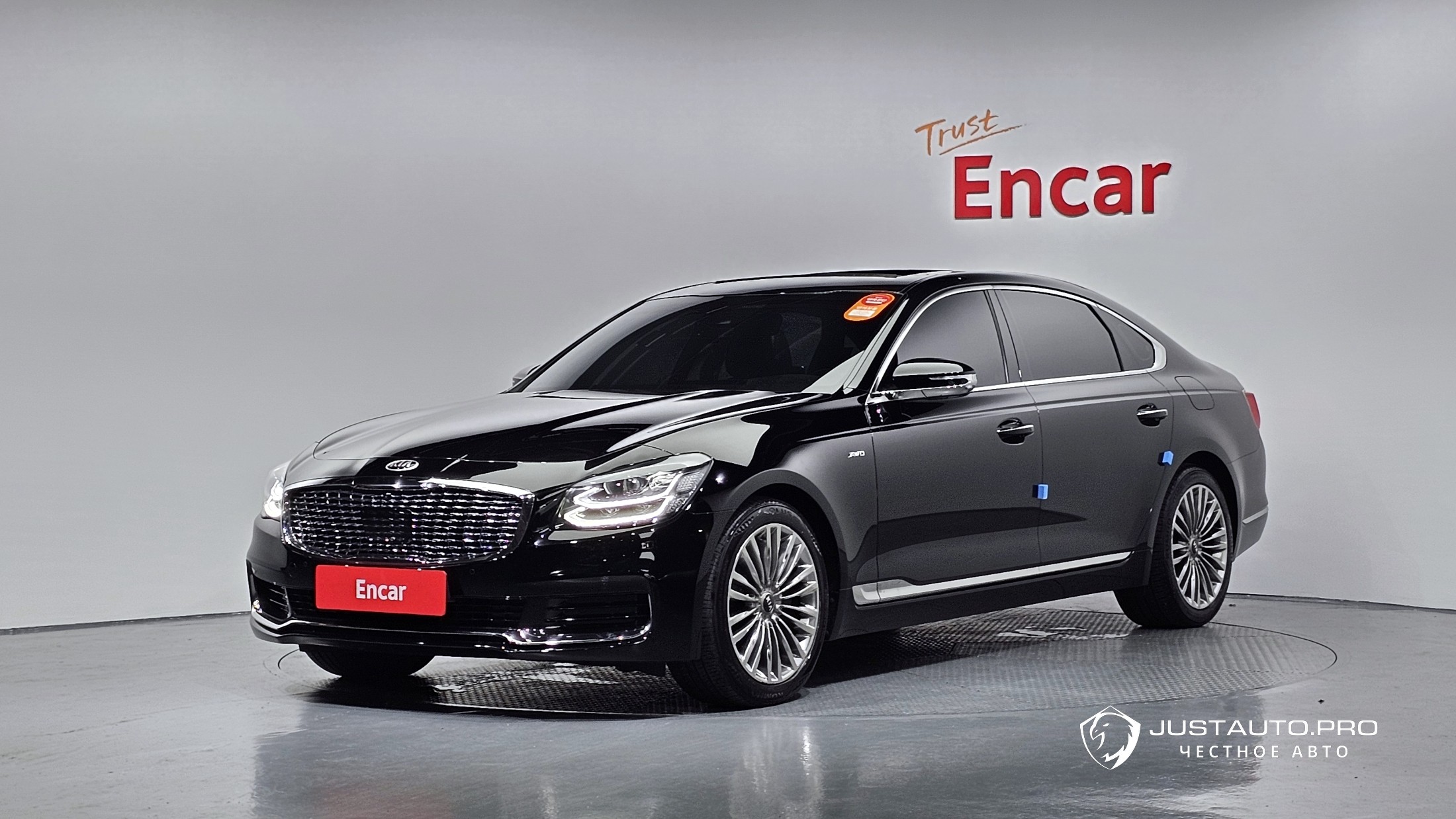 Автомобиль Kia K9