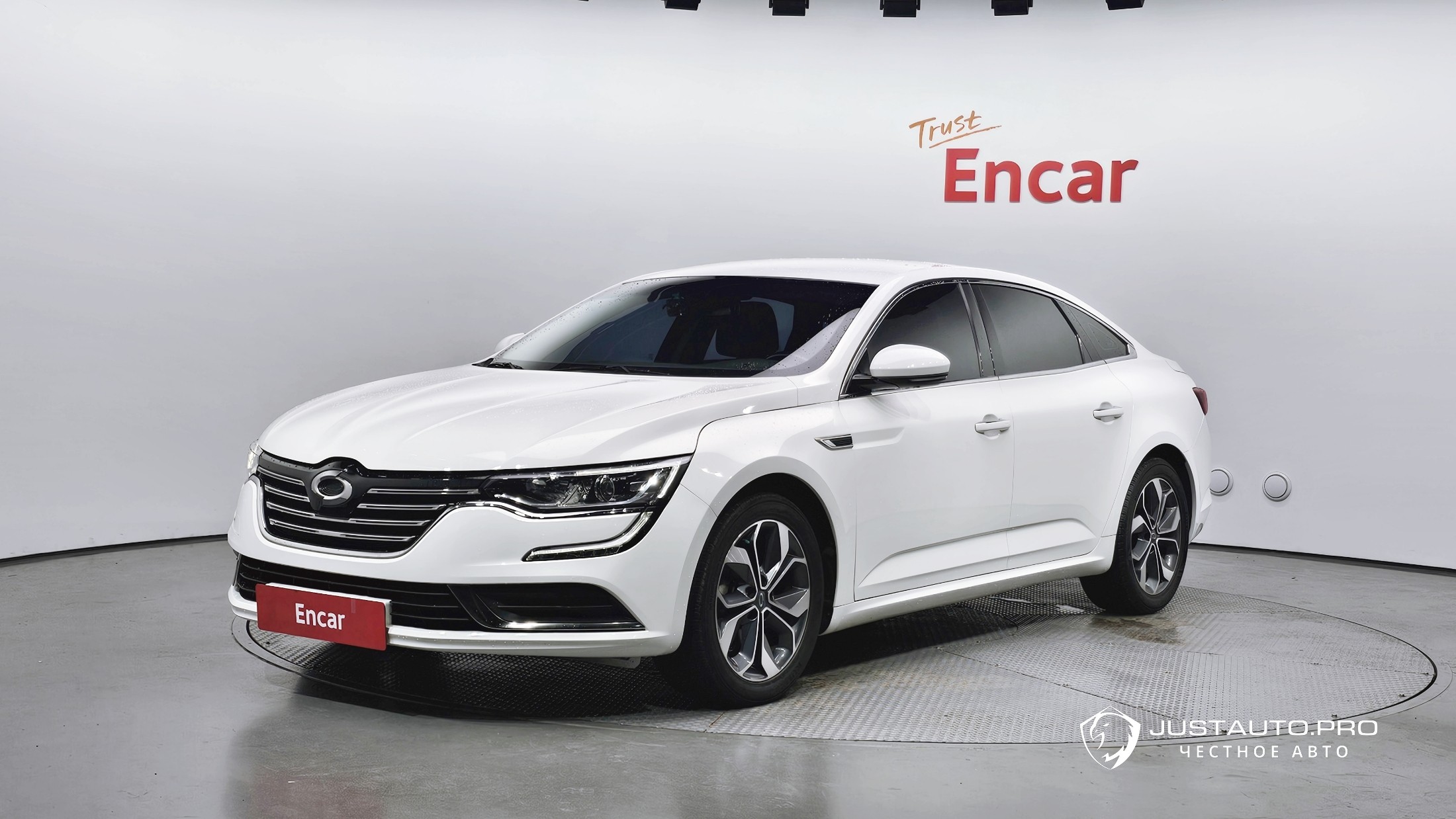 Автомобиль Renault-KoreaSamsung SM6