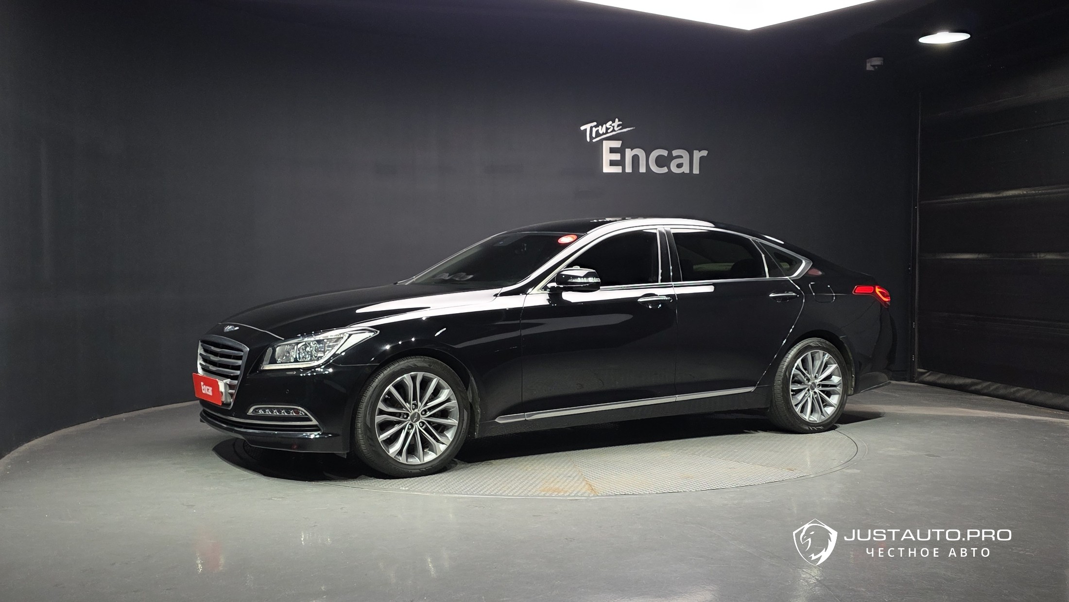 Автомобиль Hyundai Genesis