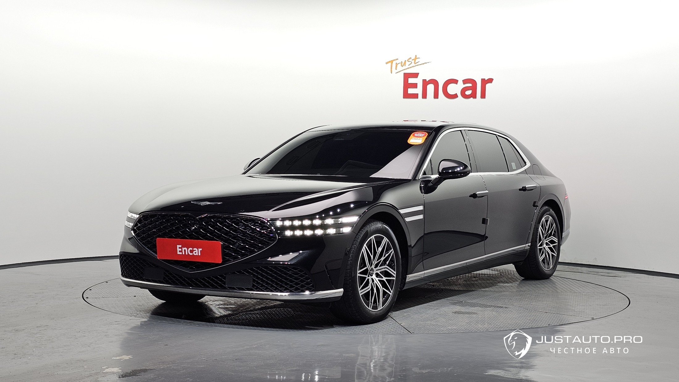 Автомобиль Genesis G90