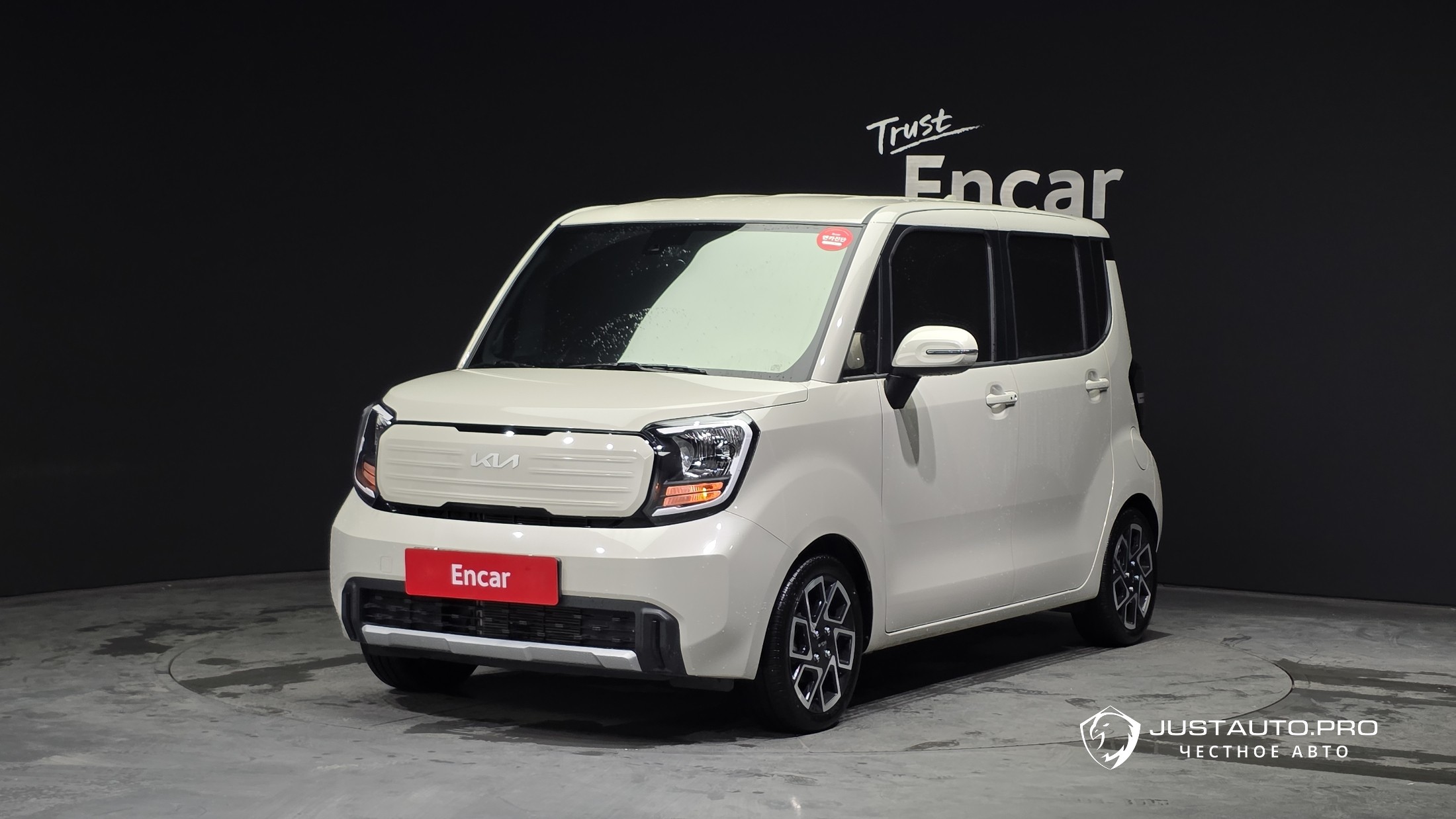 Автомобиль Kia RAY