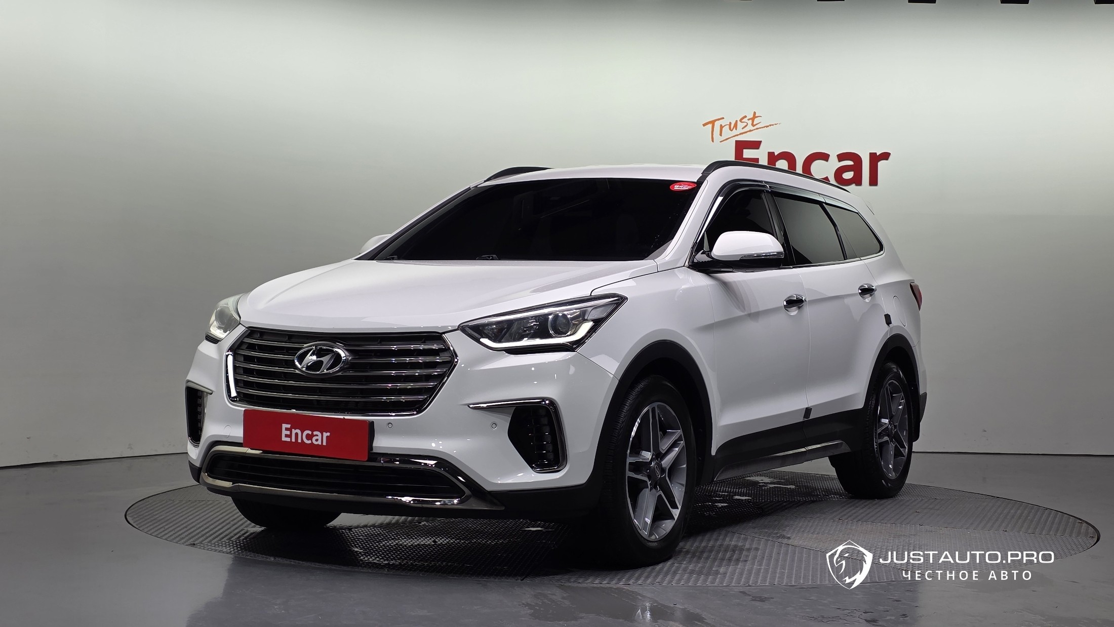 Автомобиль Hyundai Maxcruz