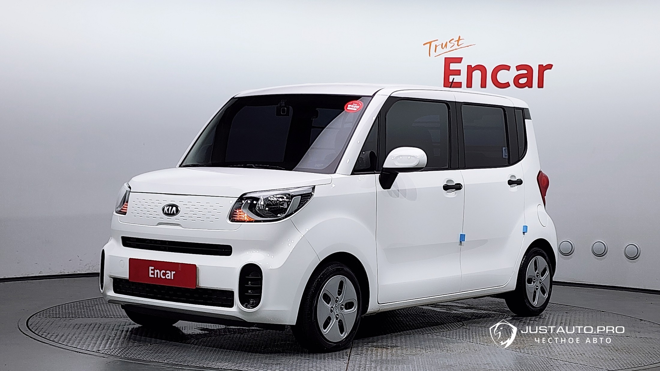 Автомобиль Kia RAY