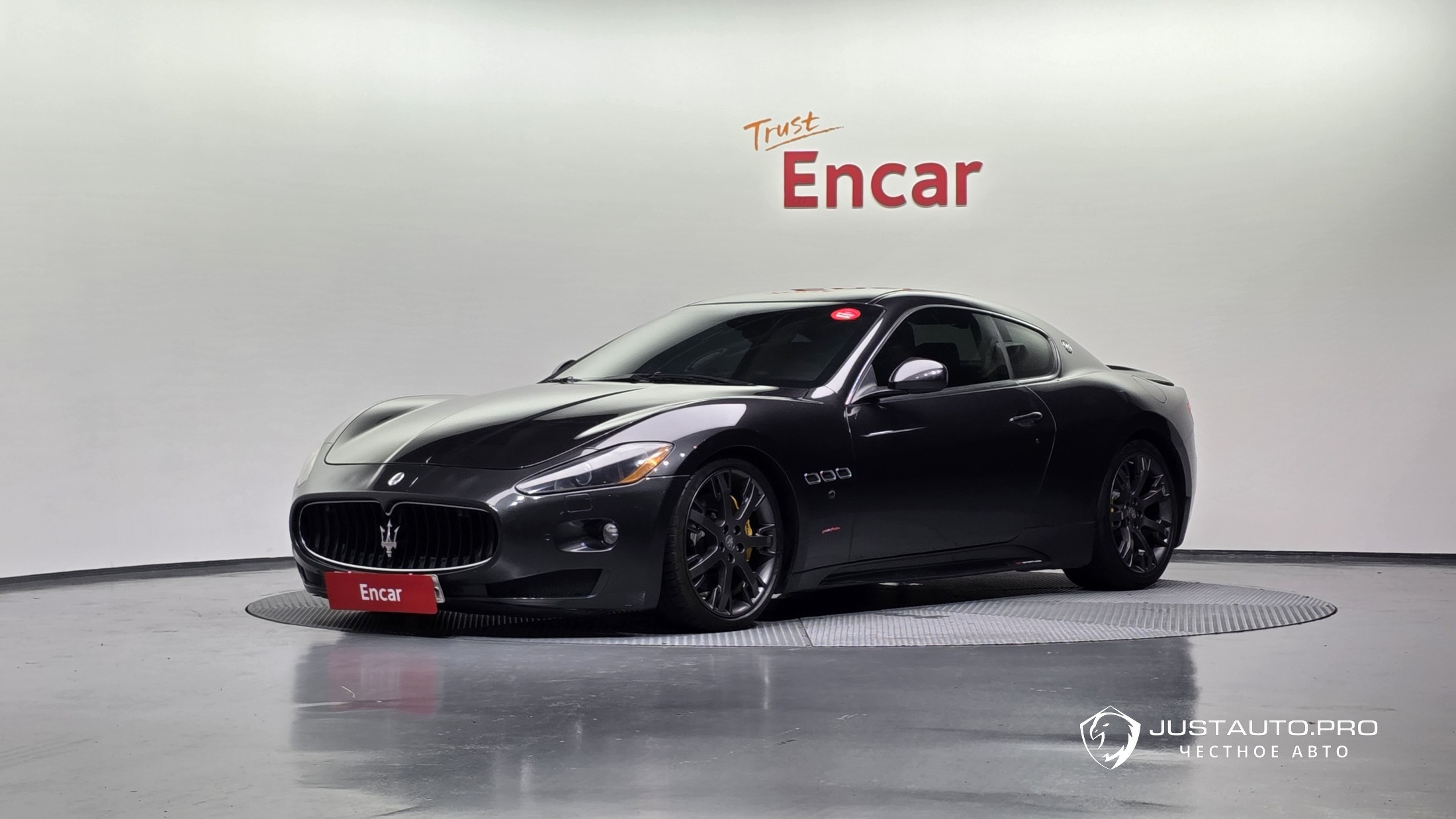 Автомобиль Maserati GranTurismo