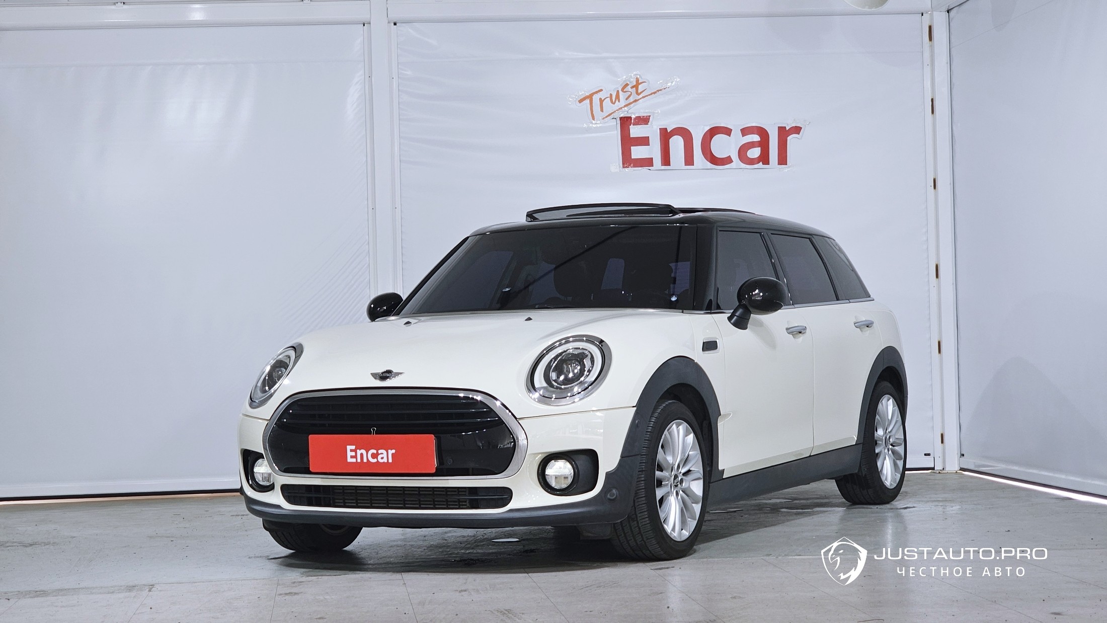 Автомобиль Mini Clubman