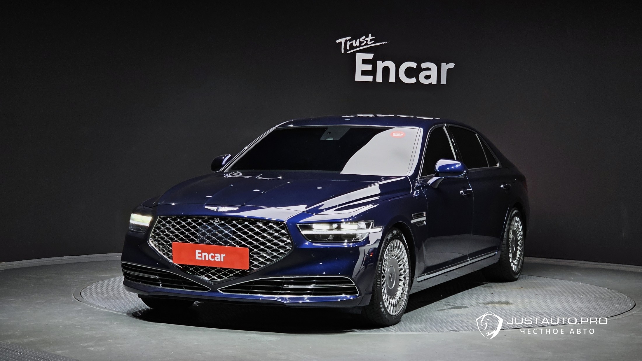Автомобиль Genesis G90