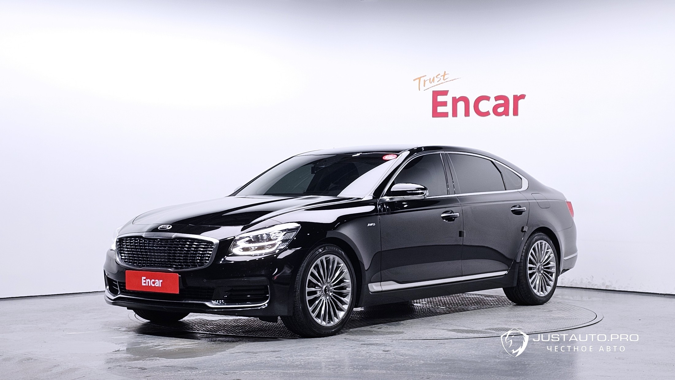 Автомобиль Kia K9