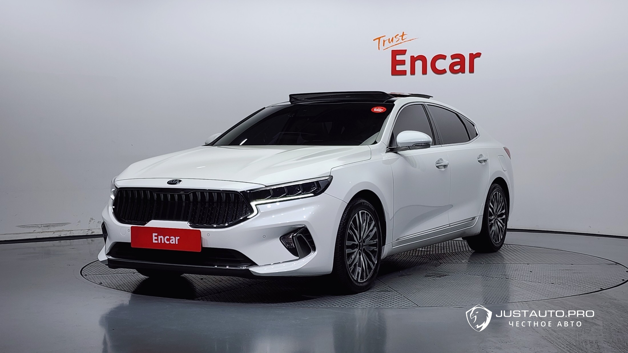 Автомобиль Kia K7