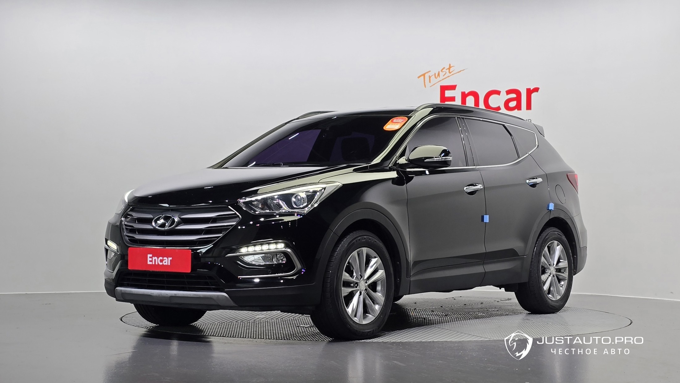 Автомобиль Hyundai Santafe