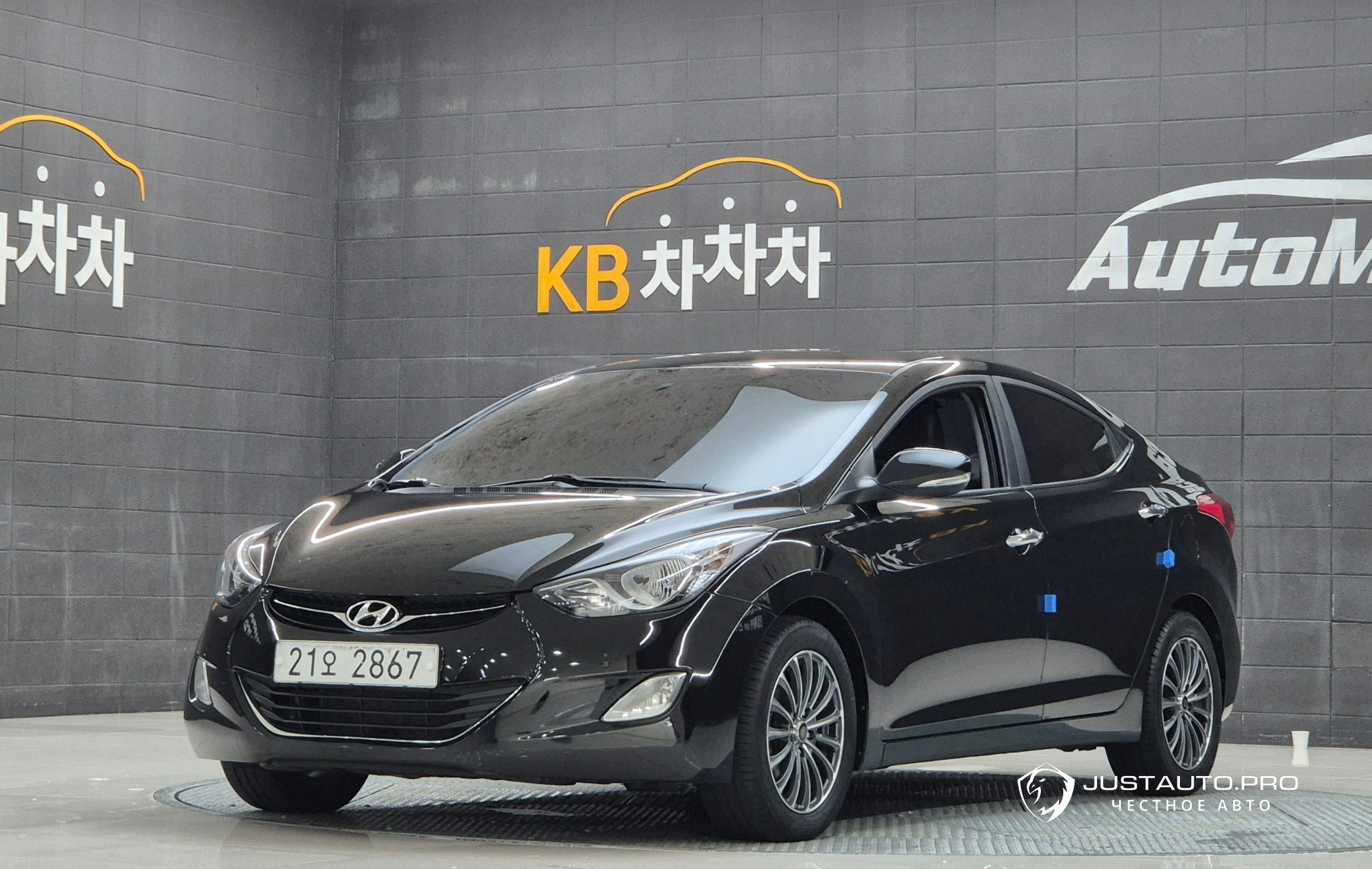 Автомобиль Hyundai AVANTE