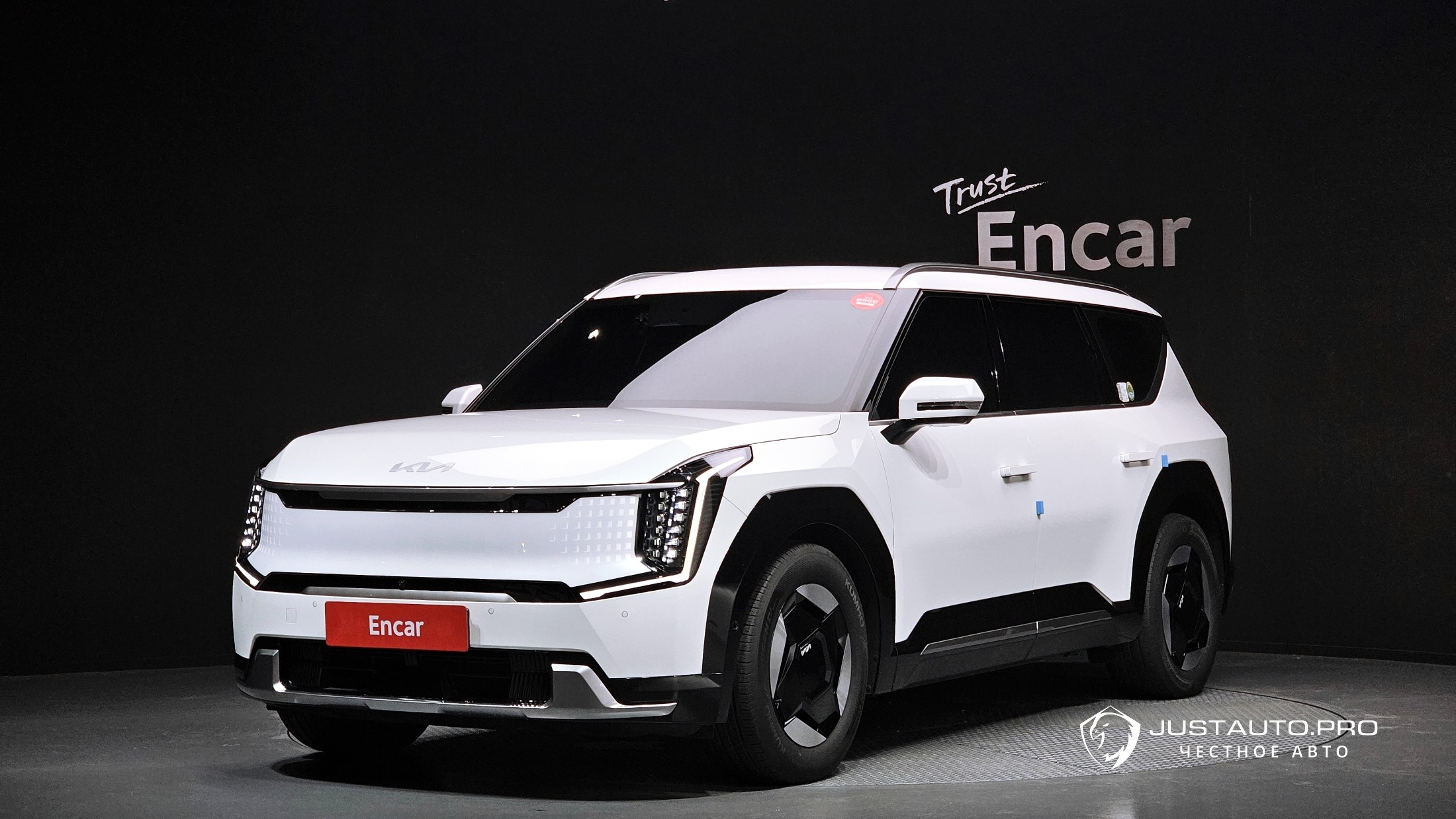 Автомобиль Kia EV9