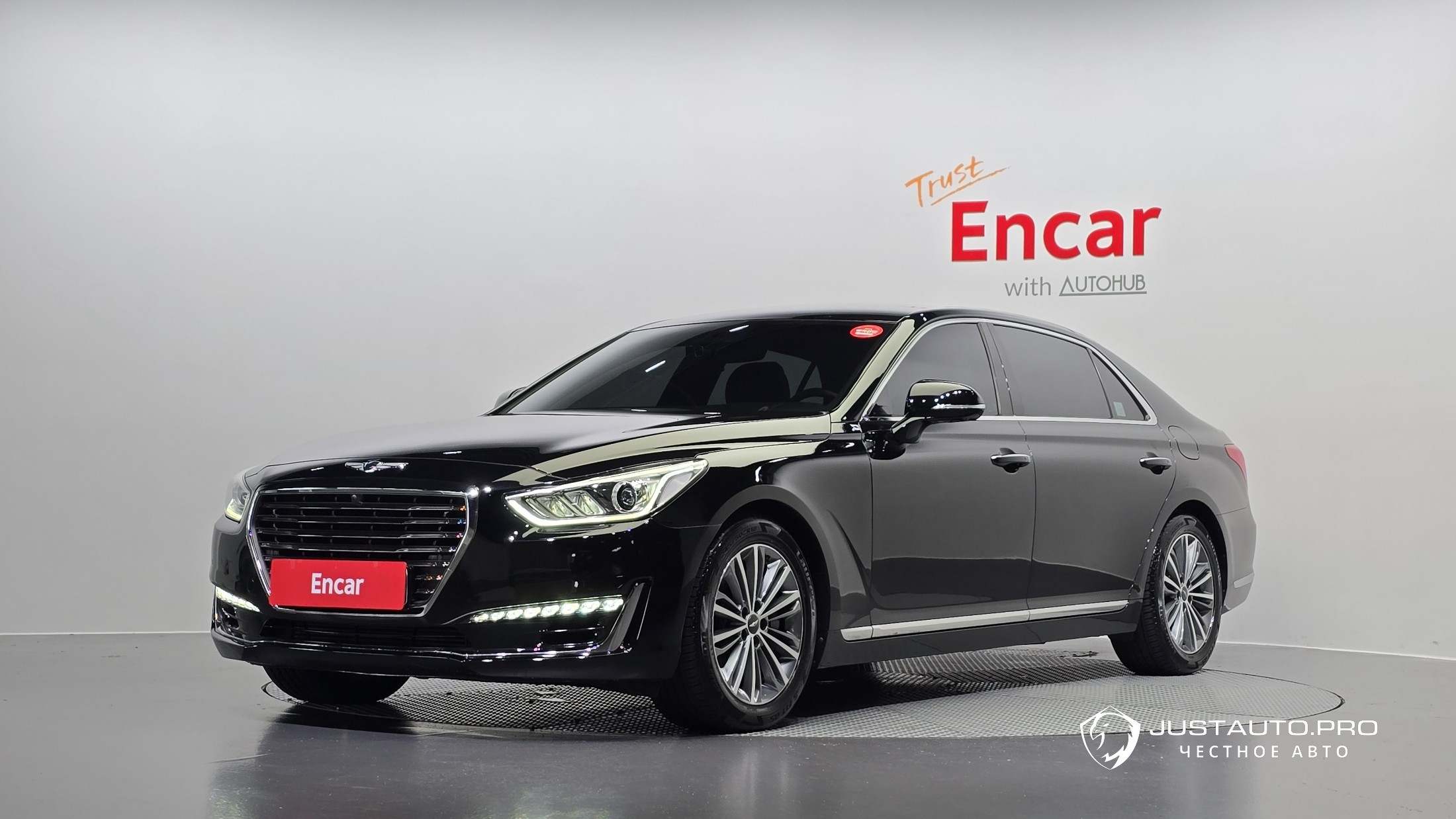 Автомобиль Genesis EQ900