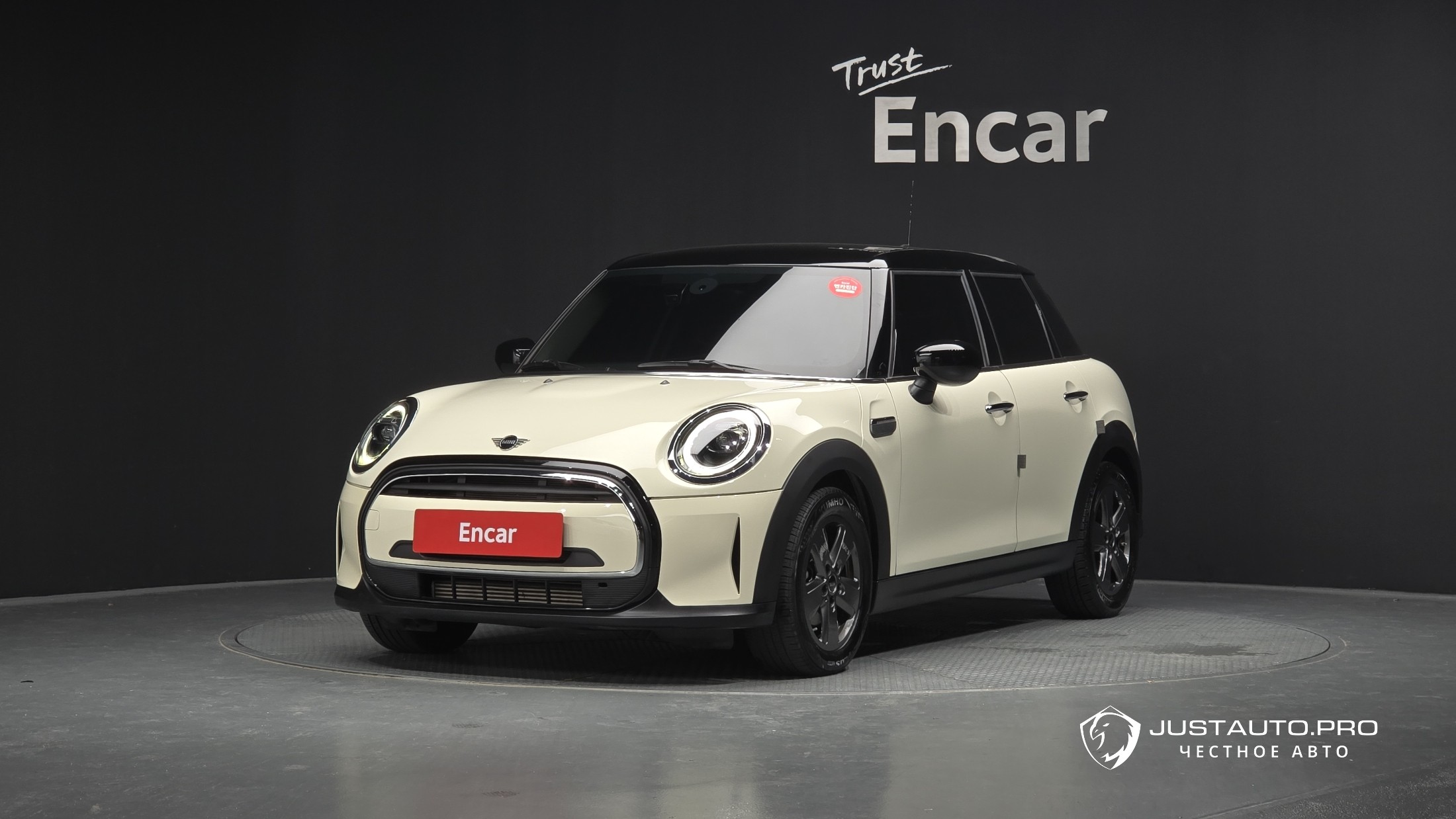 Автомобиль Mini Cooper