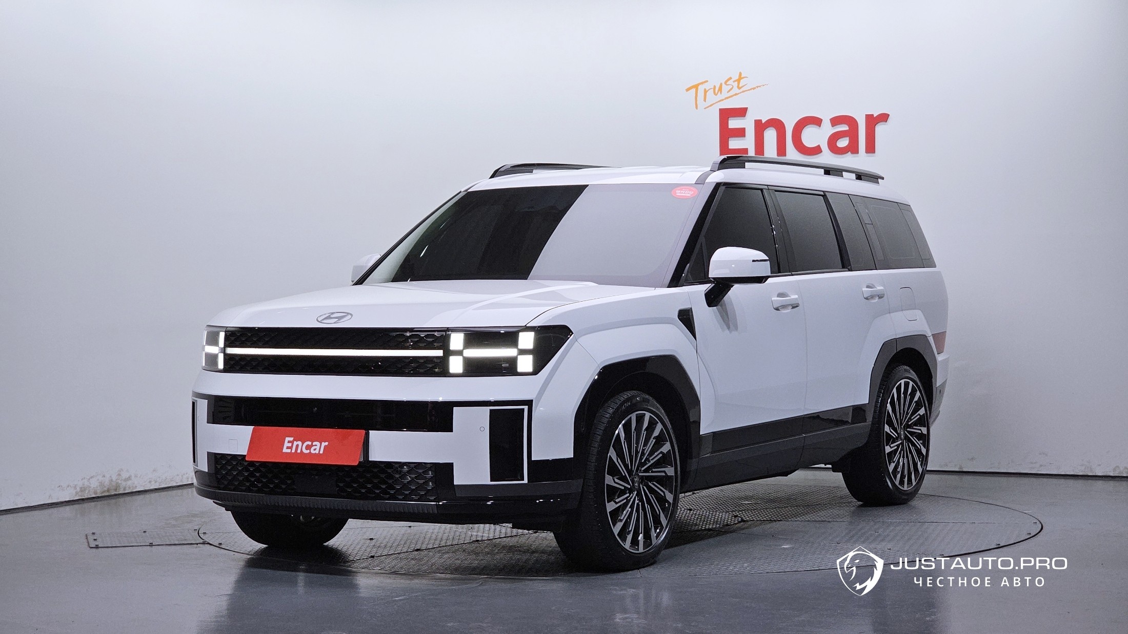 Автомобиль Hyundai Santafe